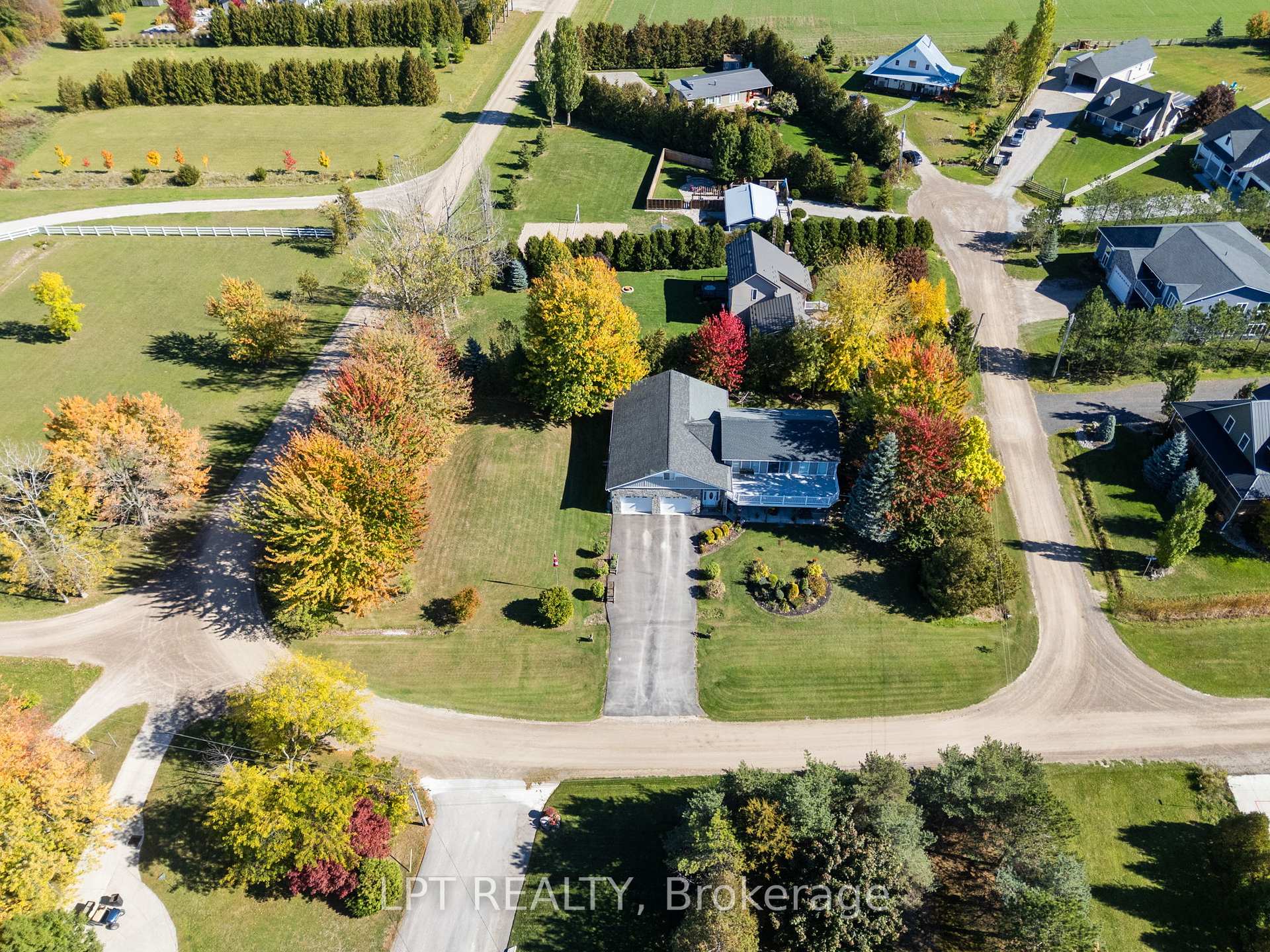Photo 34 of 33810 Darryl Court, Bluewater, Hay — HOMEH