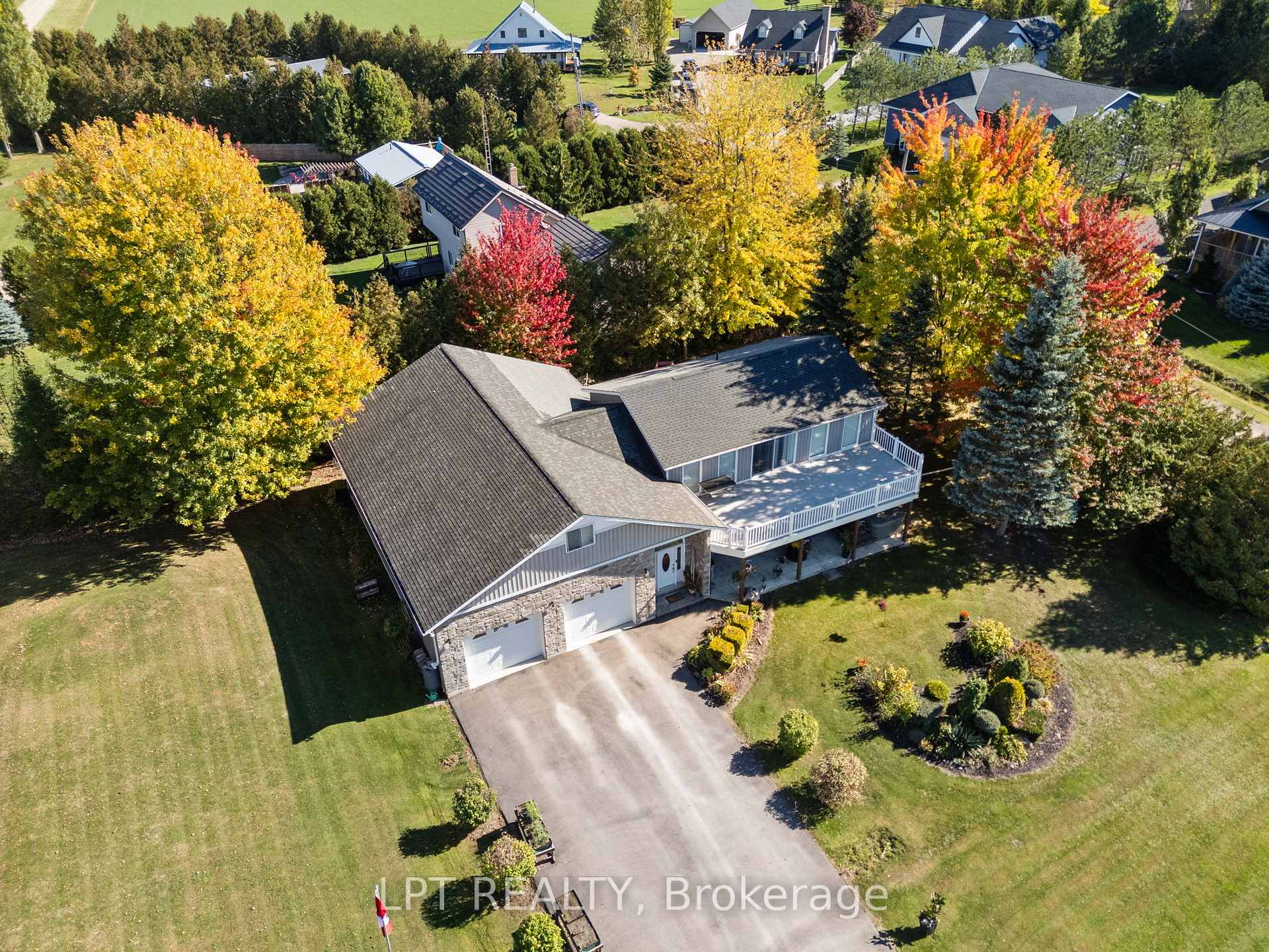Photo 35 of 33810 Darryl Court, Bluewater, Hay — HOMEH