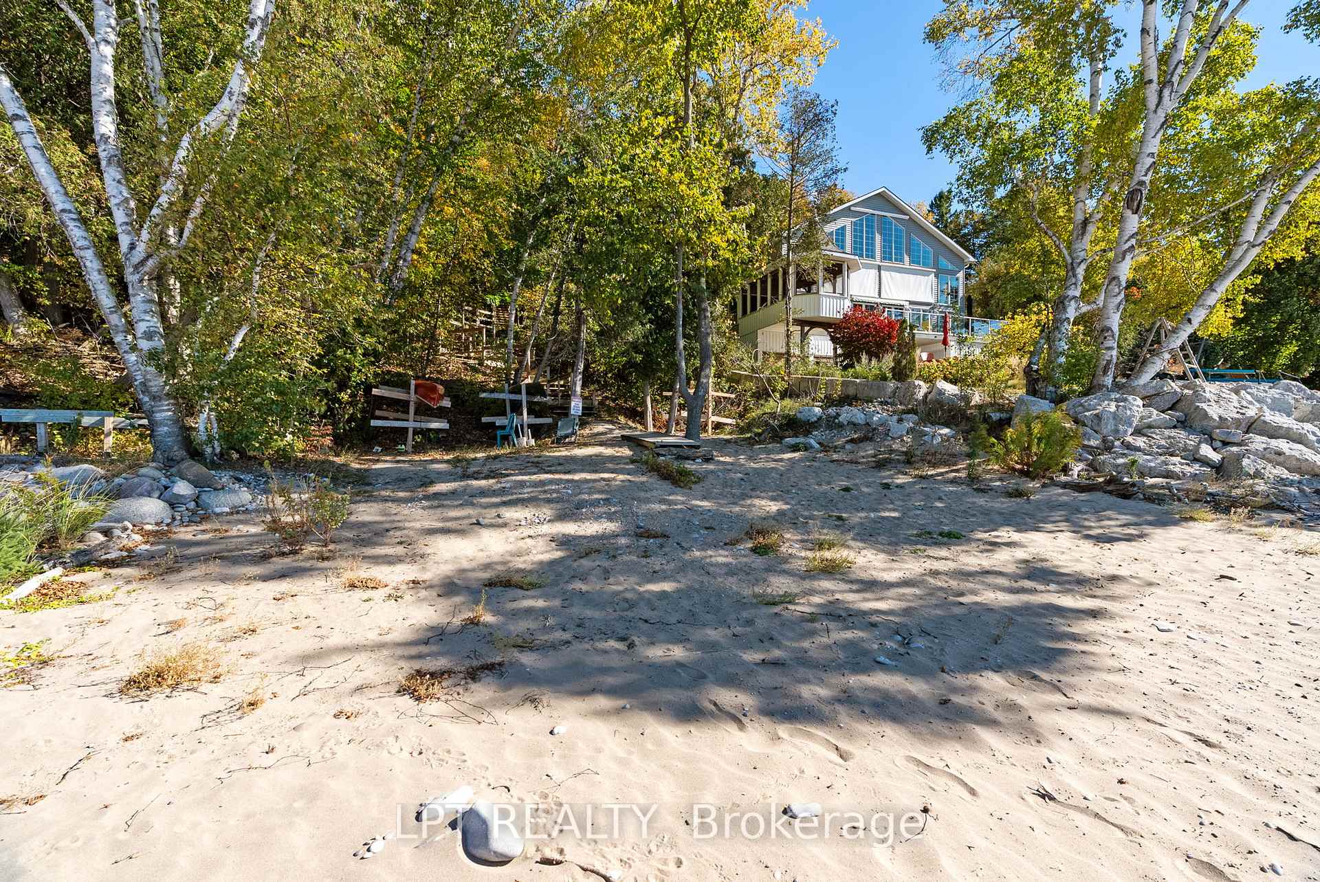 Photo 38 of 33810 Darryl Court, Bluewater, Hay — HOMEH