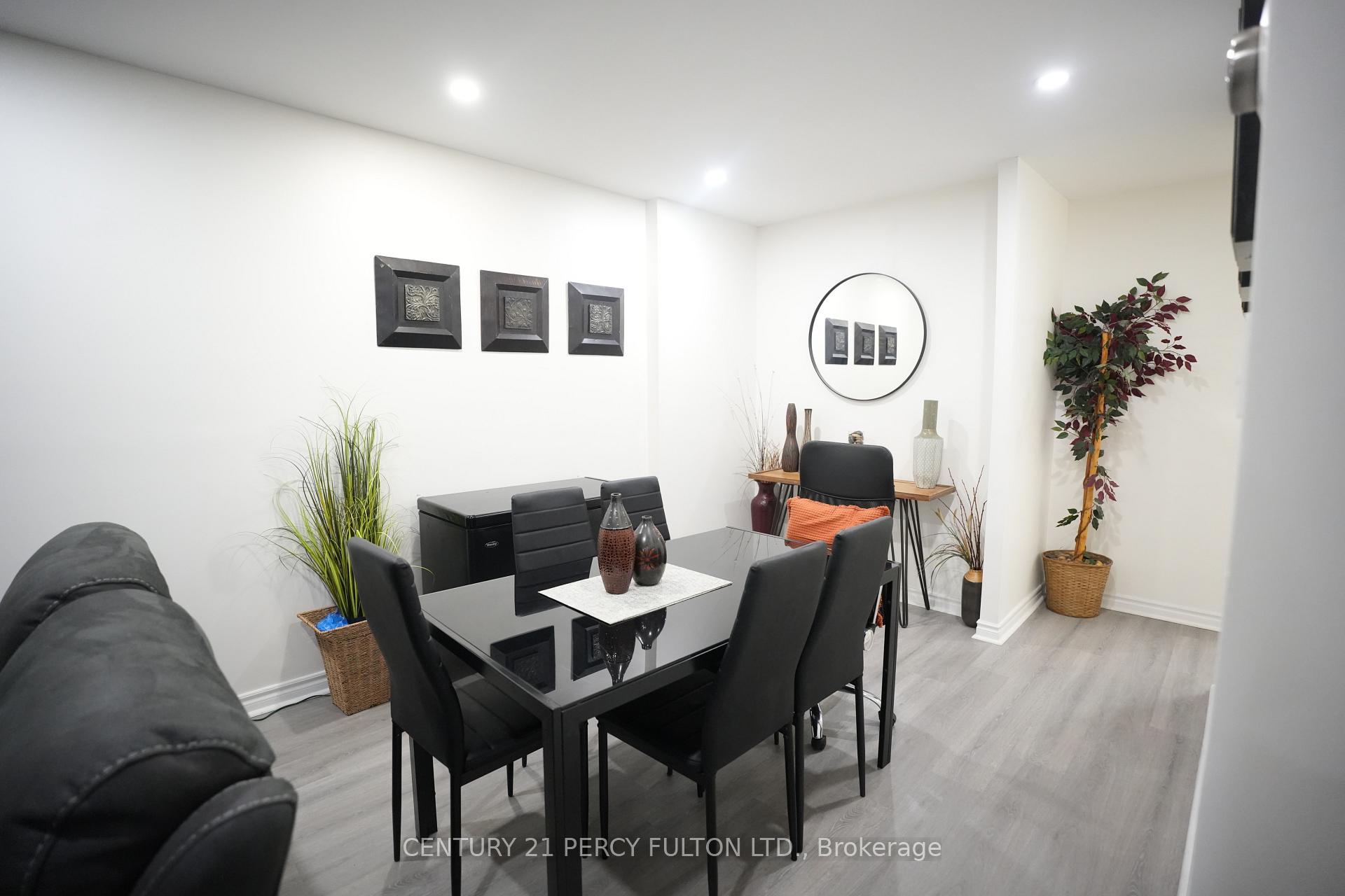 Photo 5 of 117 Cordella Avenue, Toronto, Rockcliffe-Smythe — HOMEH