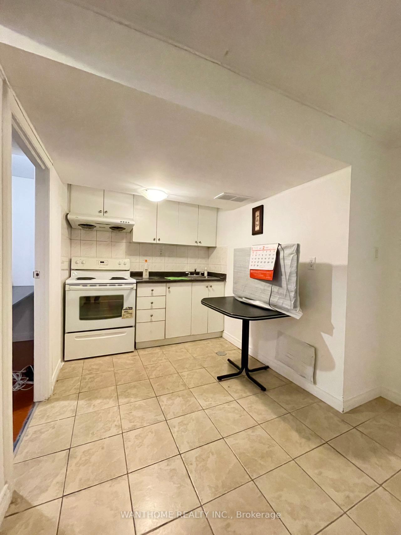 Photo 2 of Unit Bsmt, 82 Maresfield Drive, Scarborough, Milliken — HOMEH