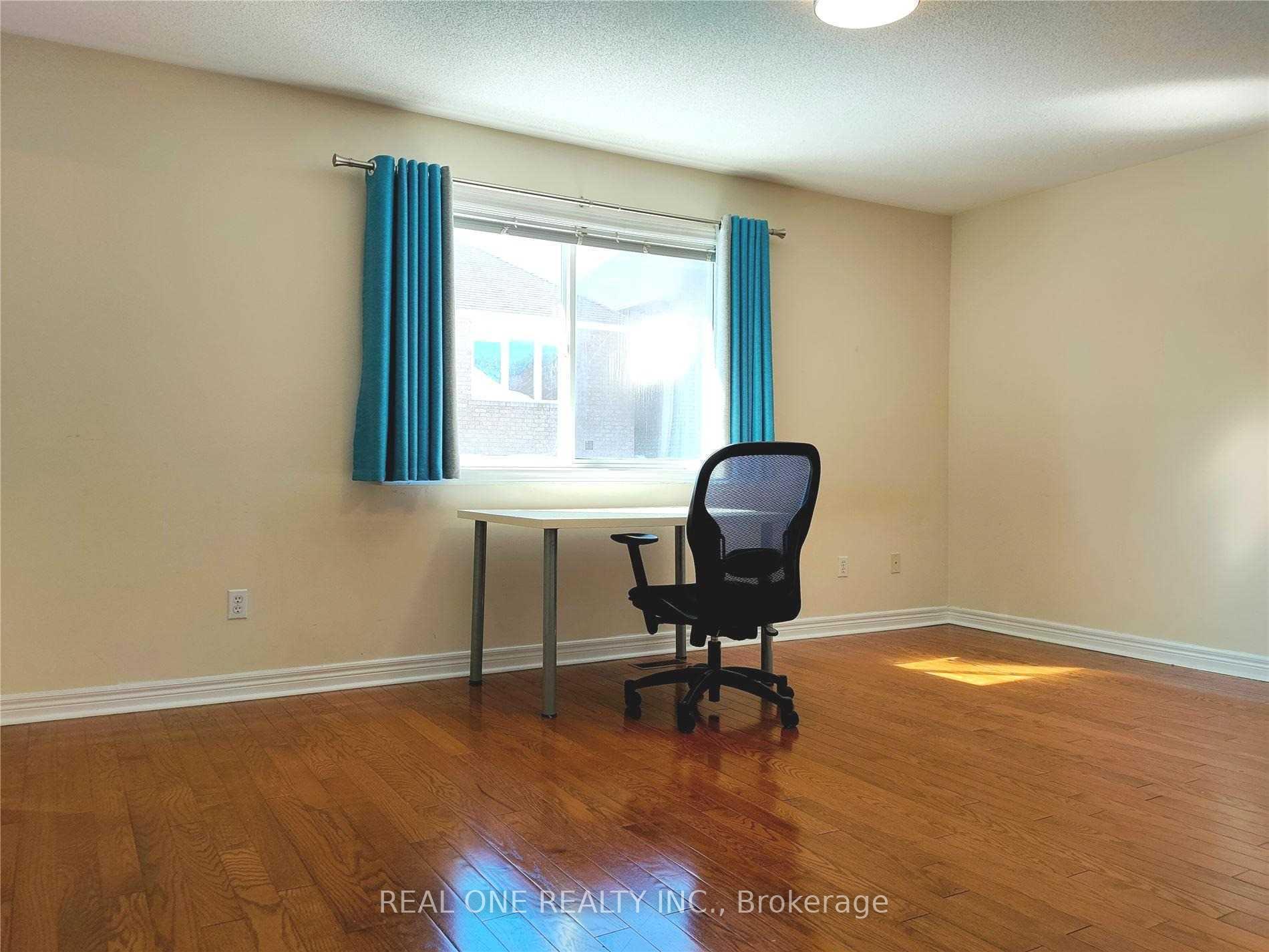 Photo 8 of 16 Hammersly Boulevard, Markham, Wismer — HOMEH
