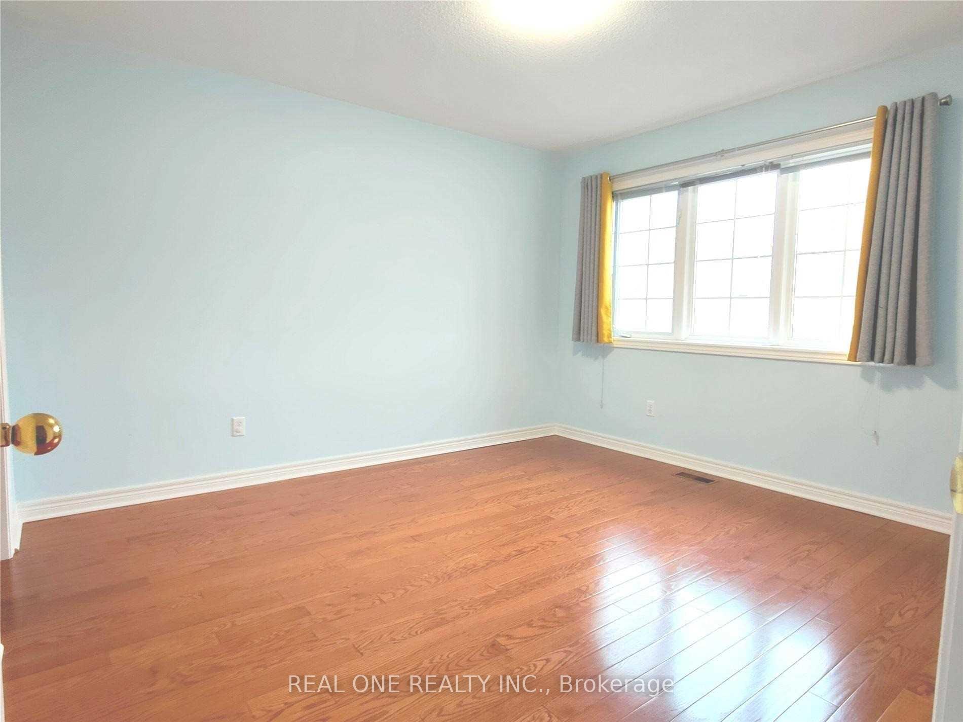 Photo 13 of 16 Hammersly Boulevard, Markham, Wismer — HOMEH