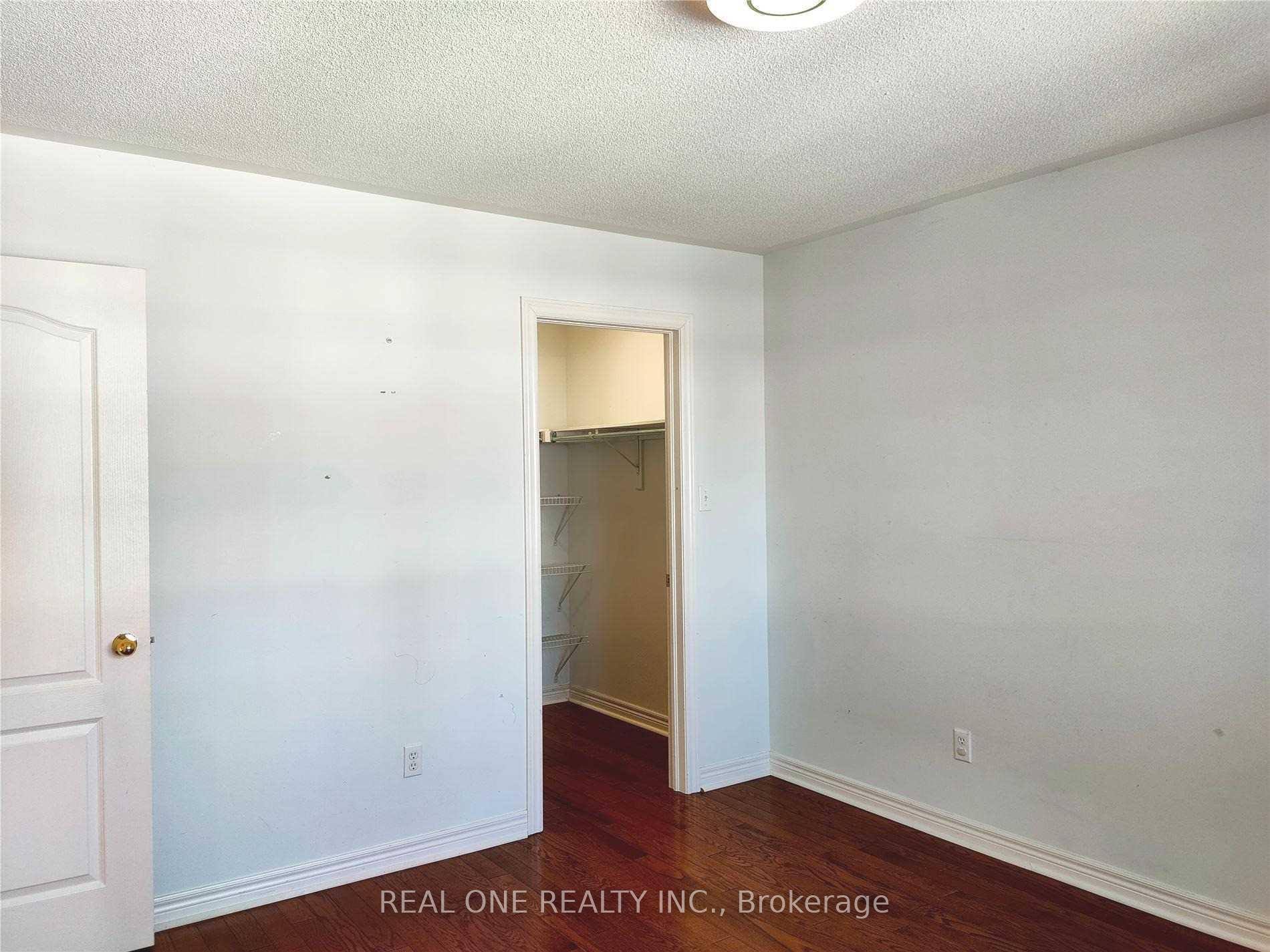 Photo 14 of 16 Hammersly Boulevard, Markham, Wismer — HOMEH