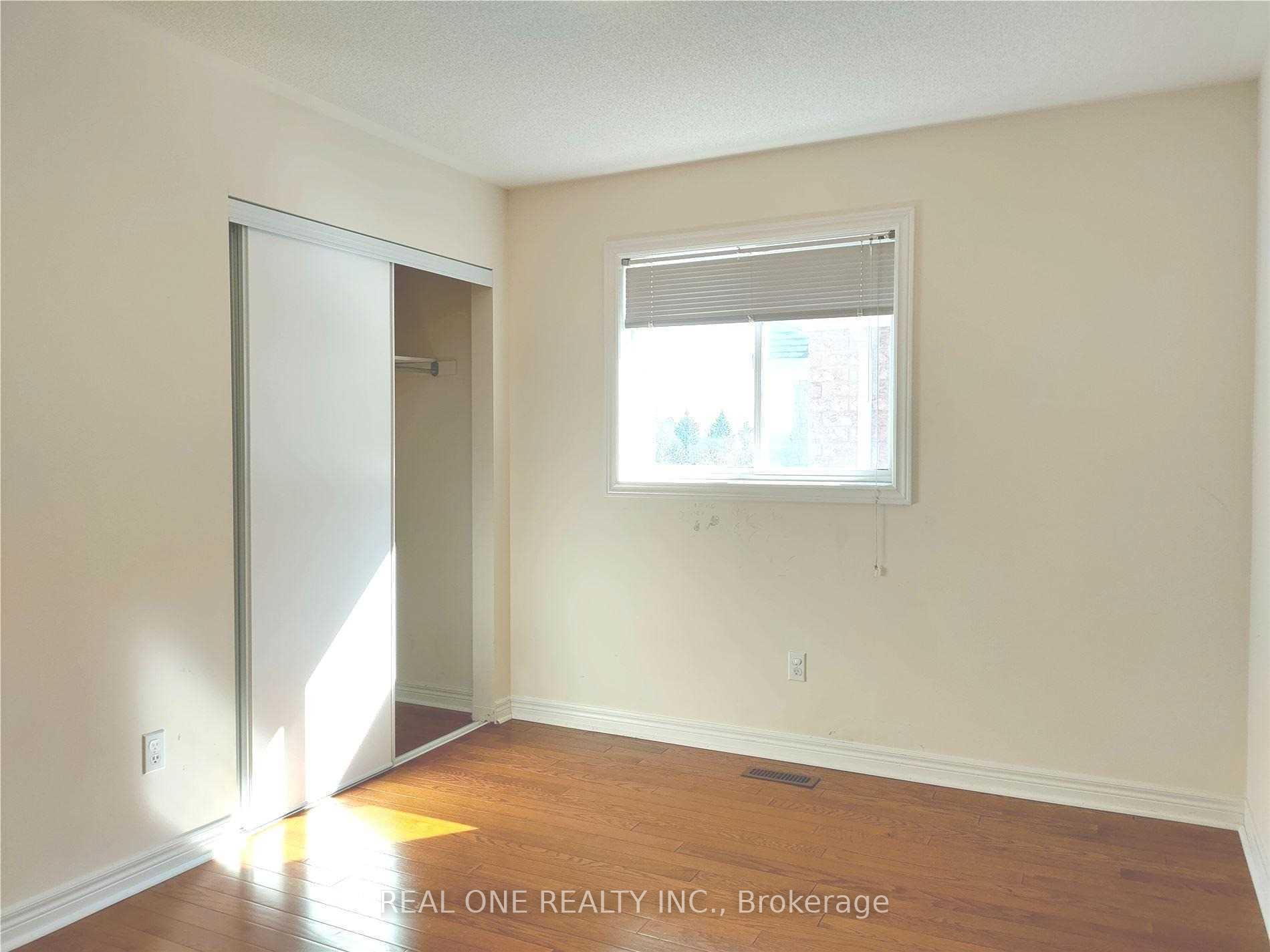 Photo 15 of 16 Hammersly Boulevard, Markham, Wismer — HOMEH