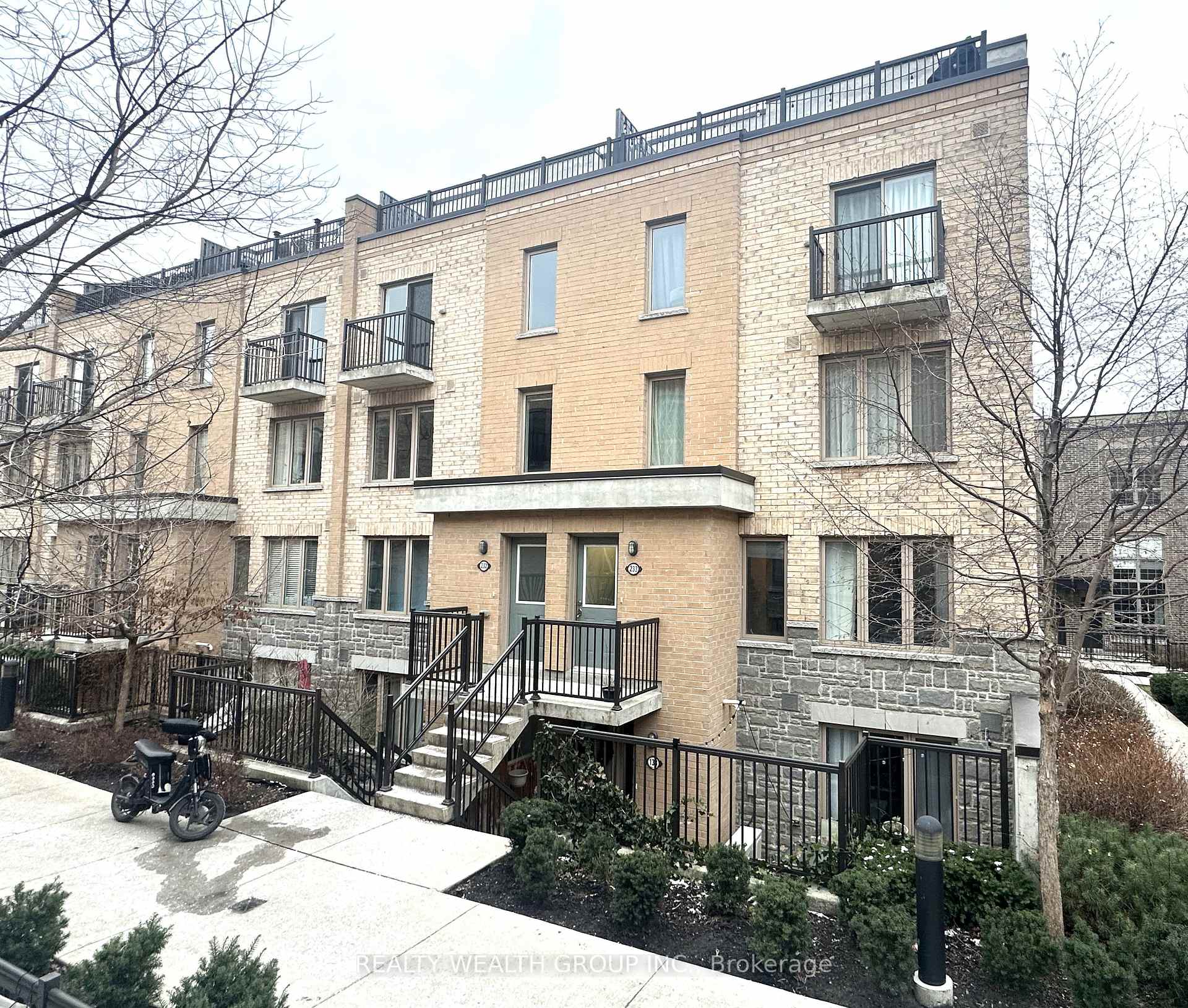 Photo 1 of Unit 232, 11 Foundry Avenue, Toronto, Dovercourt-Wallace Emerson-Junction — HOMEH