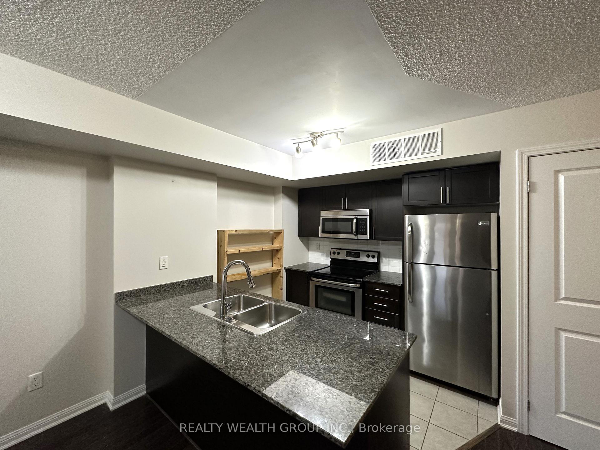 Photo 6 of Unit 232, 11 Foundry Avenue, Toronto, Dovercourt-Wallace Emerson-Junction — HOMEH