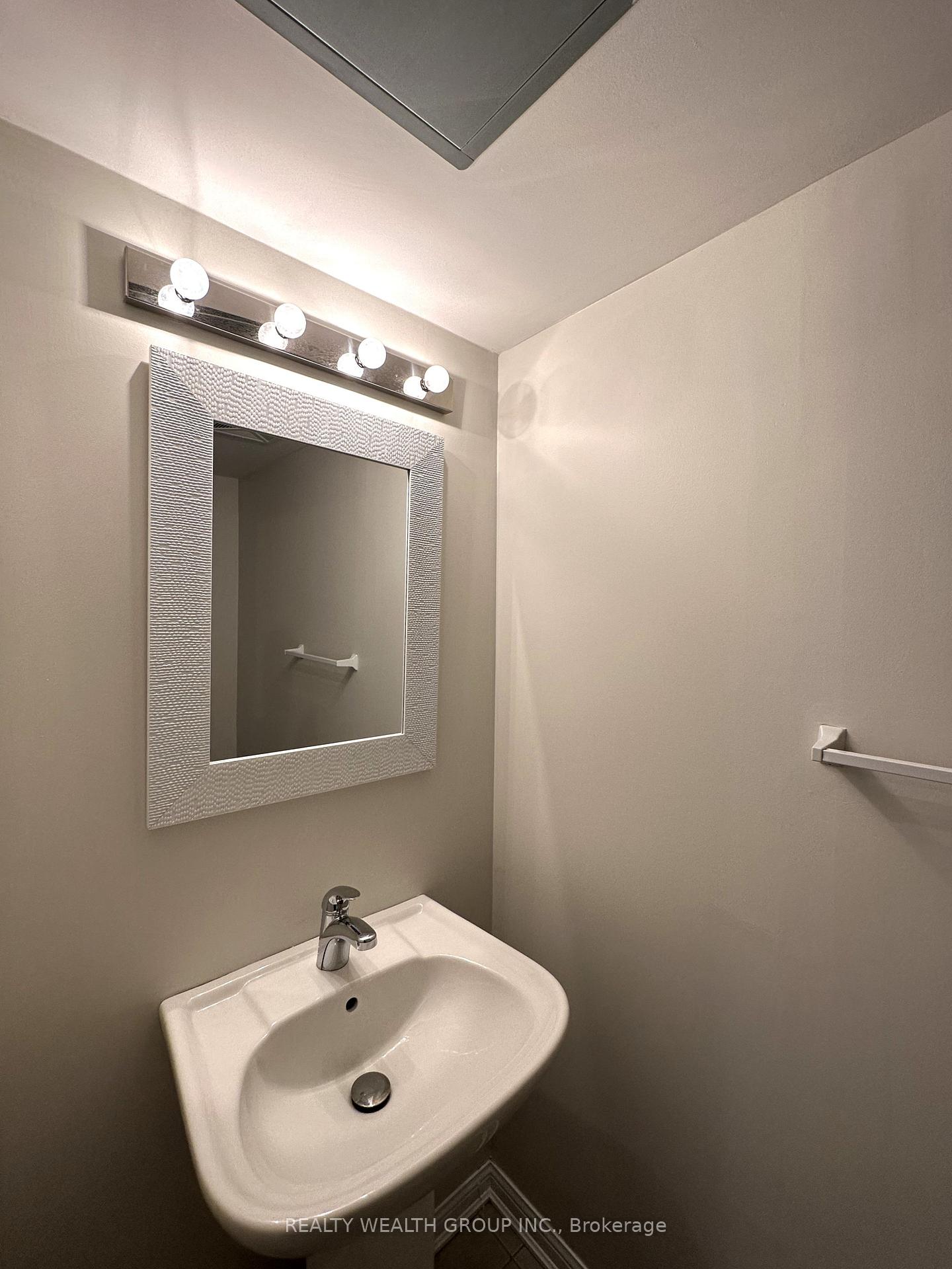 Photo 28 of Unit 232, 11 Foundry Avenue, Toronto, Dovercourt-Wallace Emerson-Junction — HOMEH