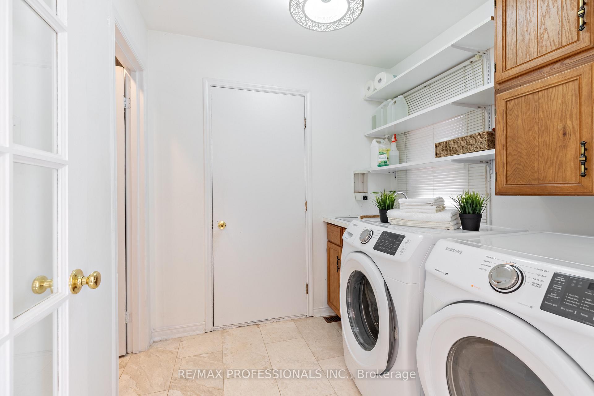 Photo 16 of 1259 Underwood Drive, Mississauga, Rathwood — HOMEH