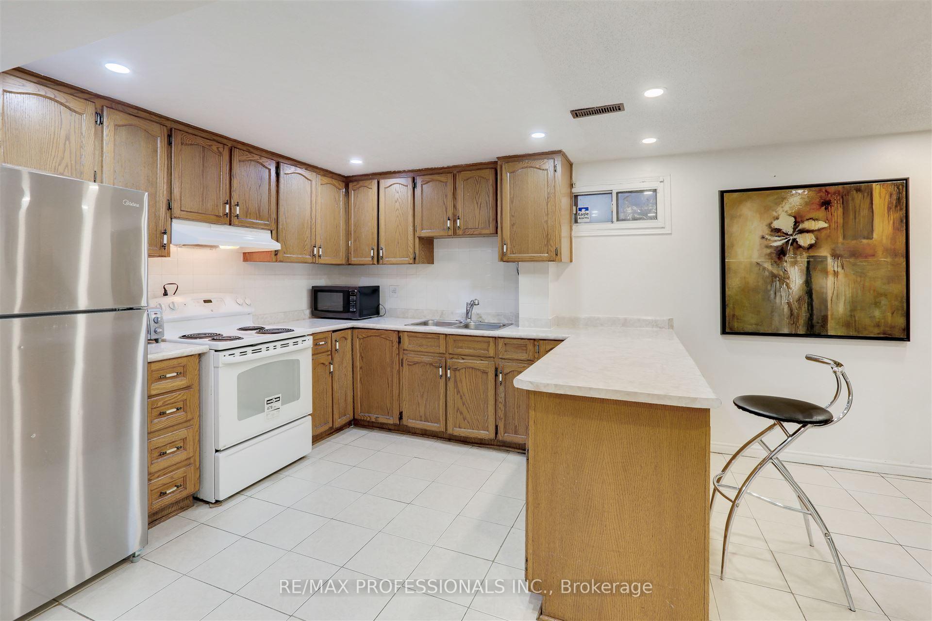 Photo 29 of 1259 Underwood Drive, Mississauga, Rathwood — HOMEH