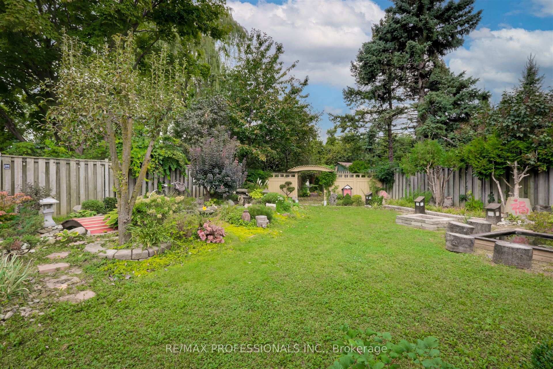 Photo 40 of 1259 Underwood Drive, Mississauga, Rathwood — HOMEH