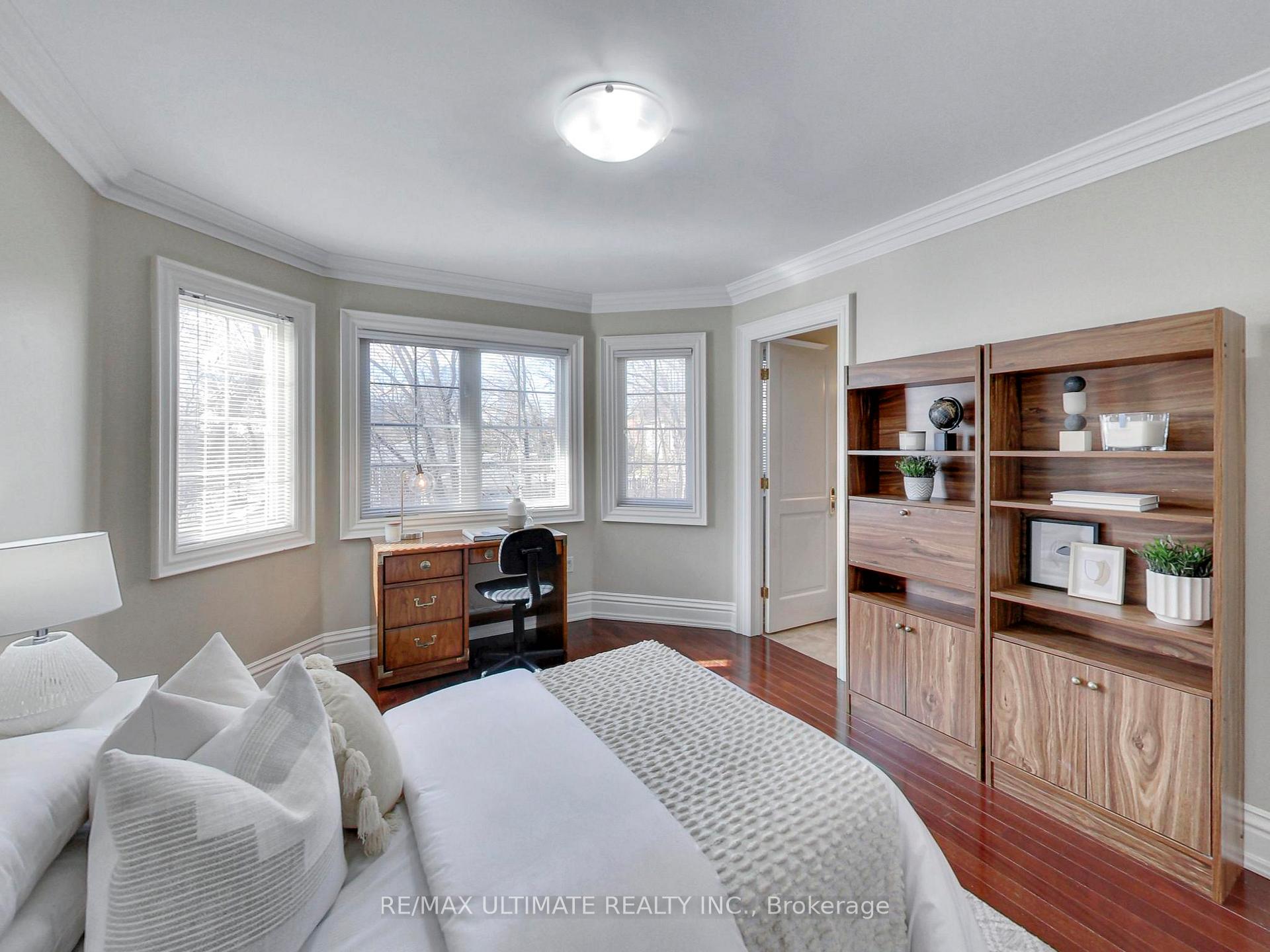 Photo 2 of Unit 1, 40 Harrow Drive, North York, Brookhaven-Amesbury — HOMEH