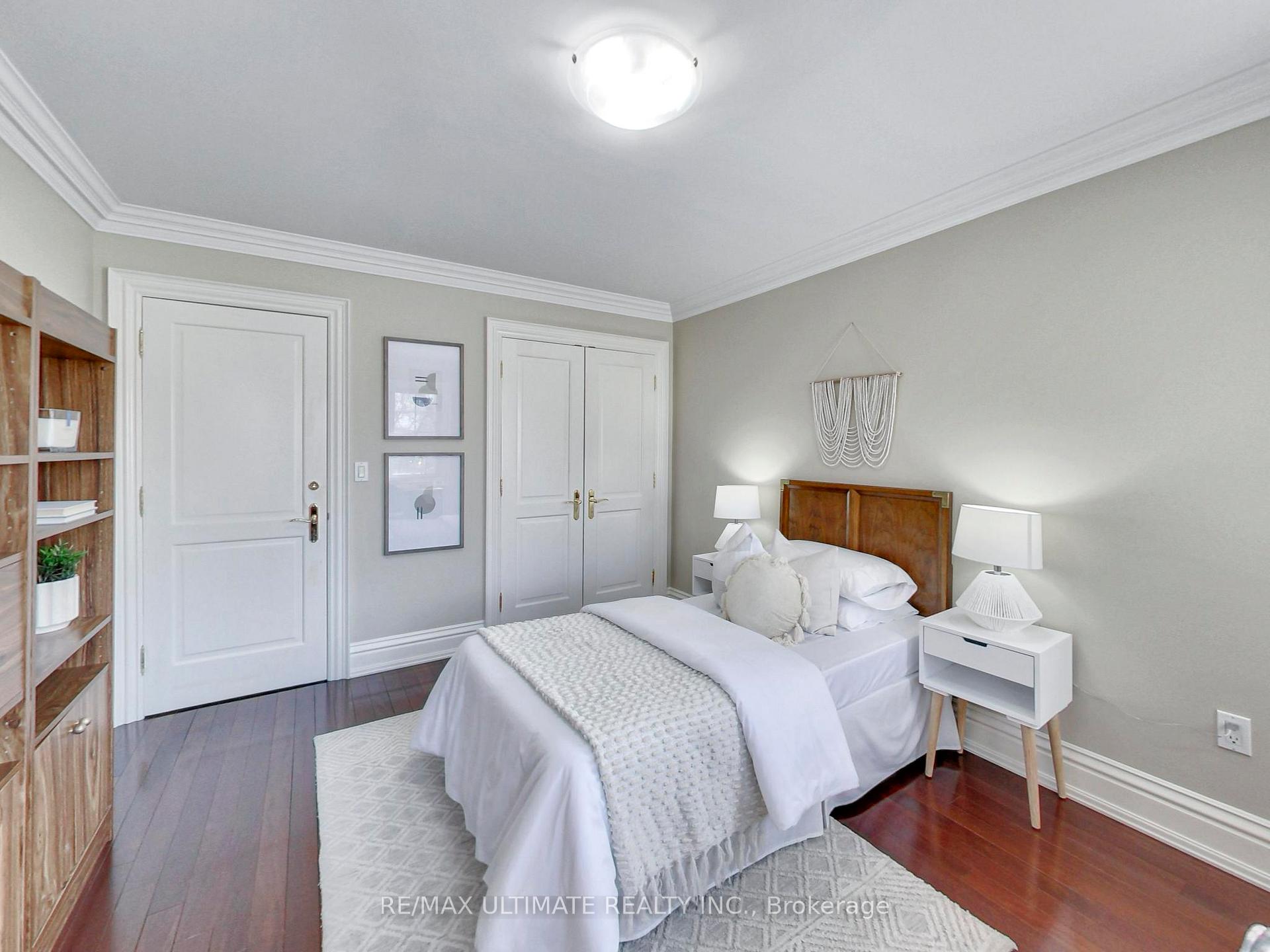 Photo 4 of Unit 1, 40 Harrow Drive, North York, Brookhaven-Amesbury — HOMEH