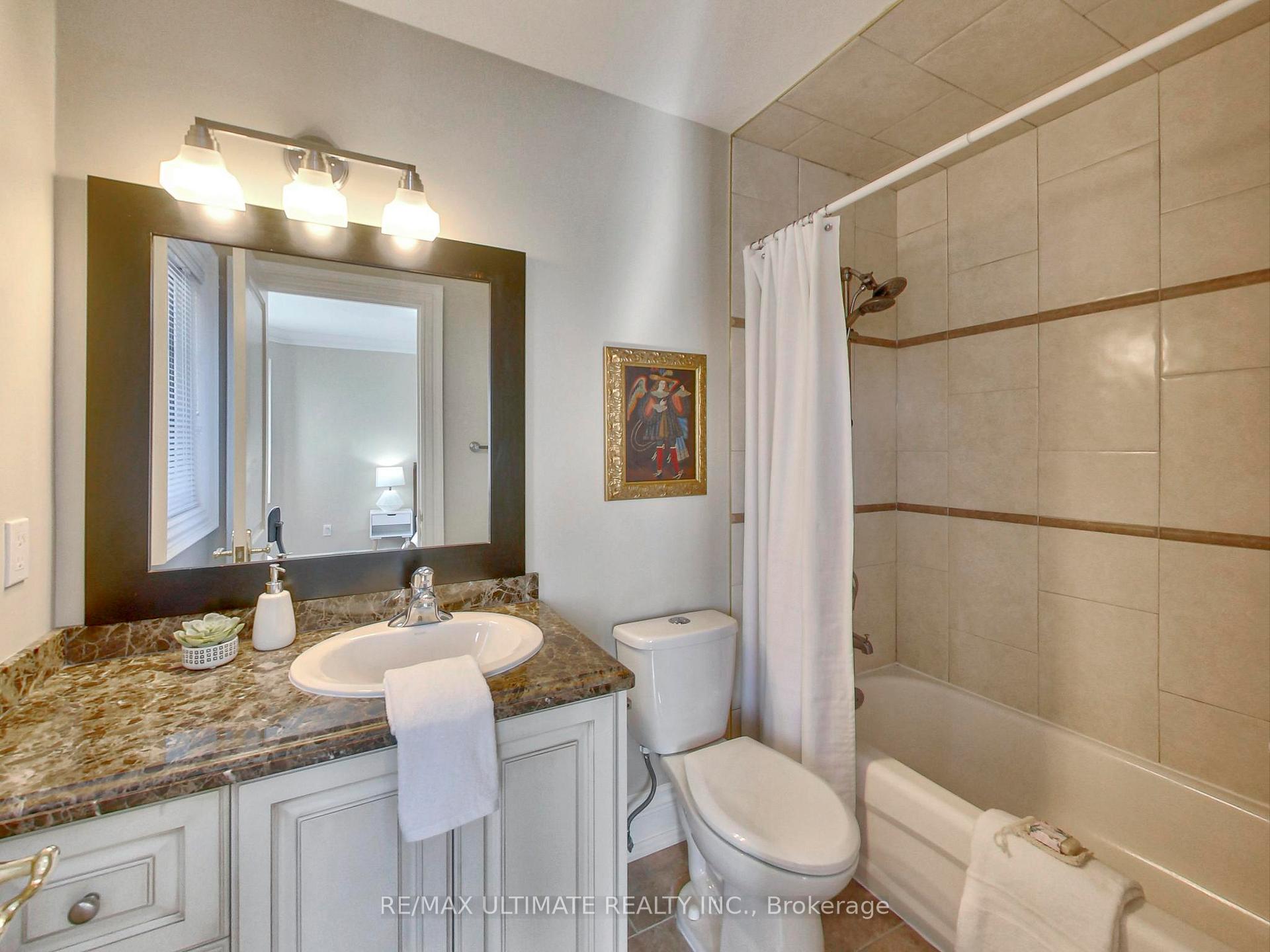 Photo 5 of Unit 1, 40 Harrow Drive, North York, Brookhaven-Amesbury — HOMEH