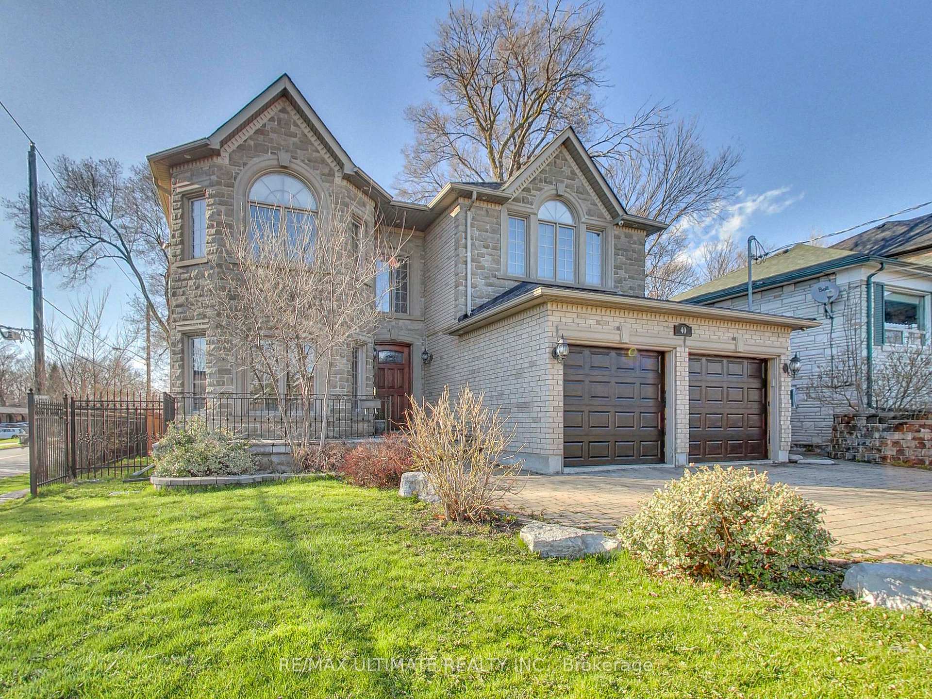 Photo 7 of Unit 1, 40 Harrow Drive, North York, Brookhaven-Amesbury — HOMEH