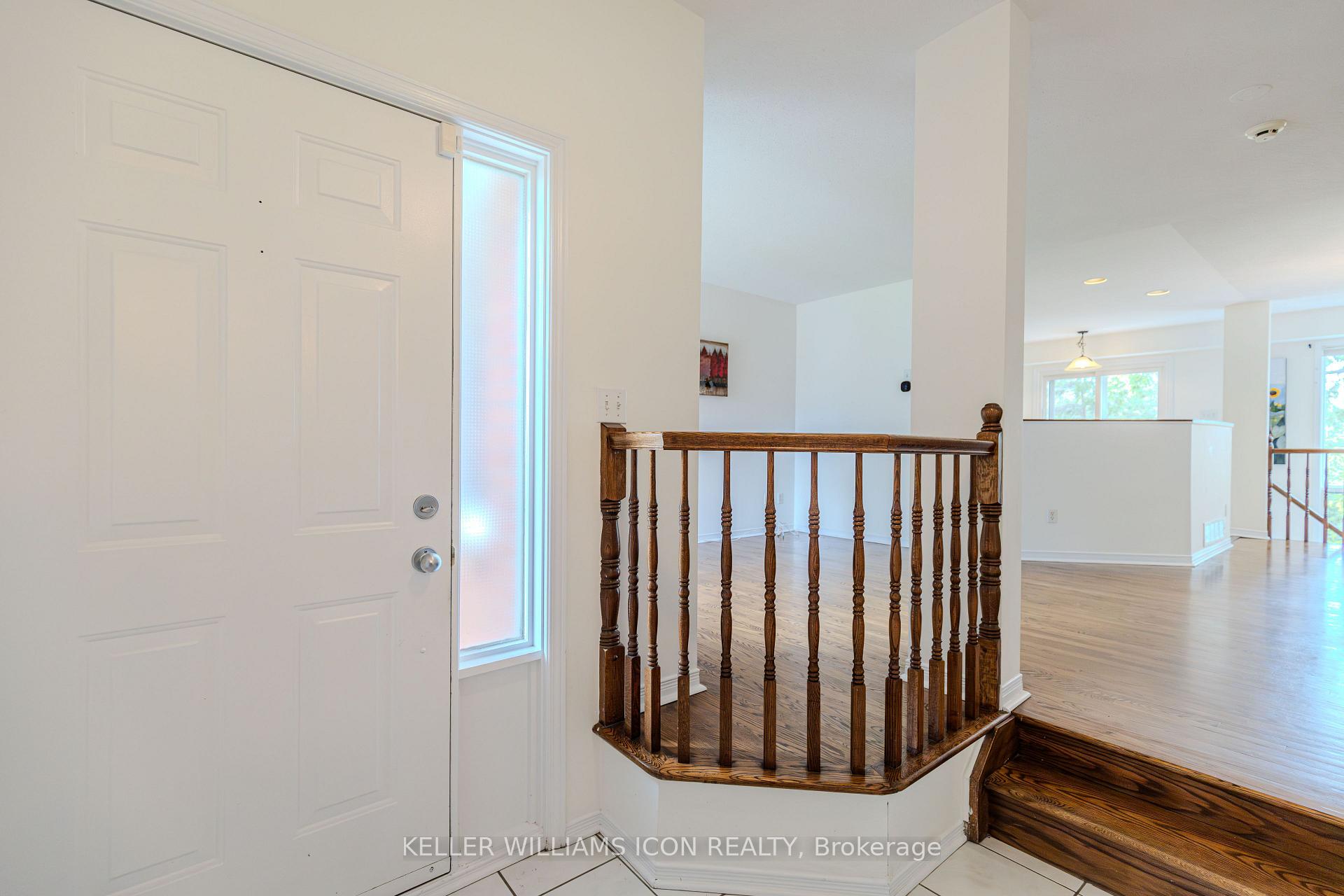 Photo 3 of 50 Malhotra Court, Ottawa, Quinterra — HOMEH