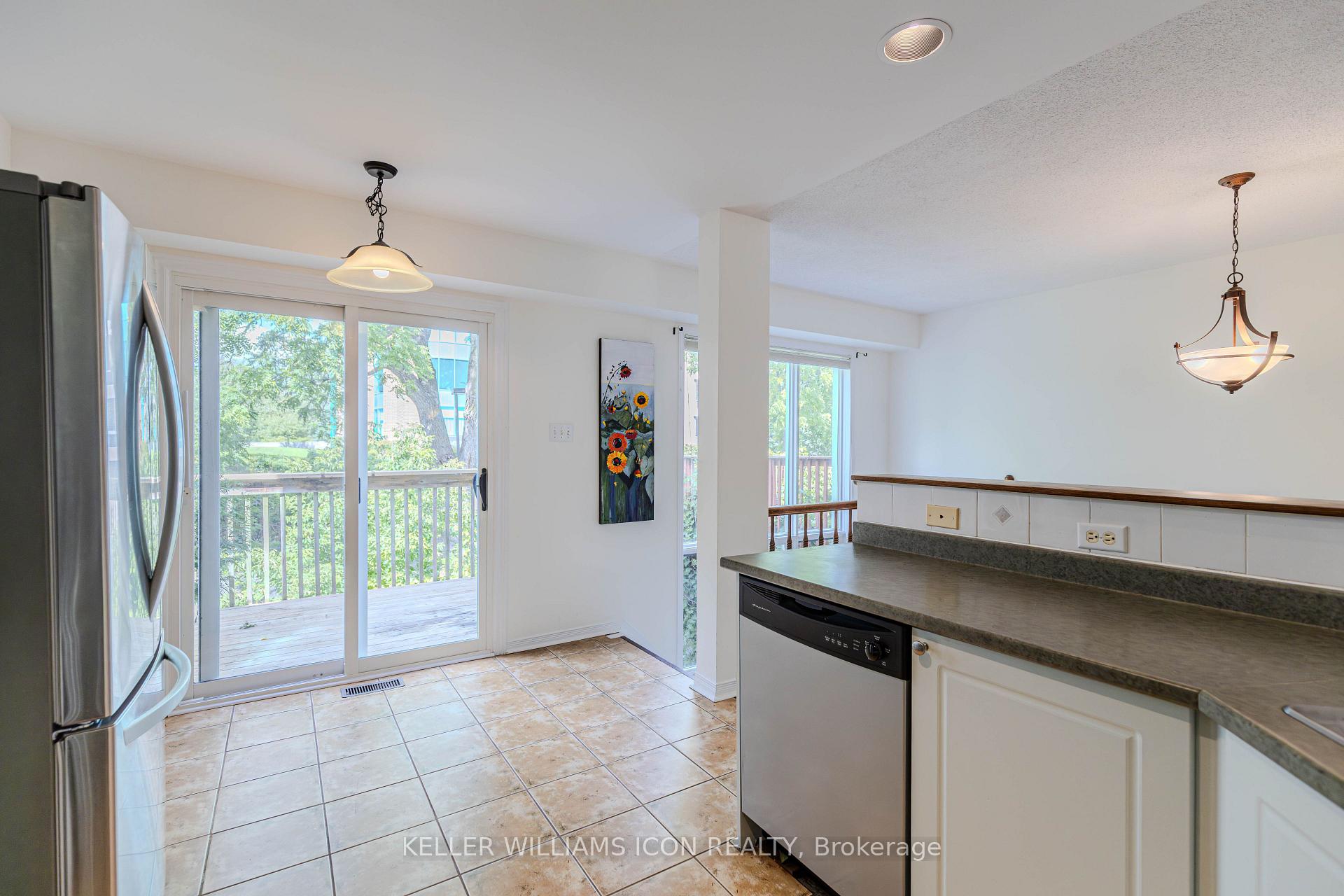 Photo 21 of 50 Malhotra Court, Ottawa, Quinterra — HOMEH