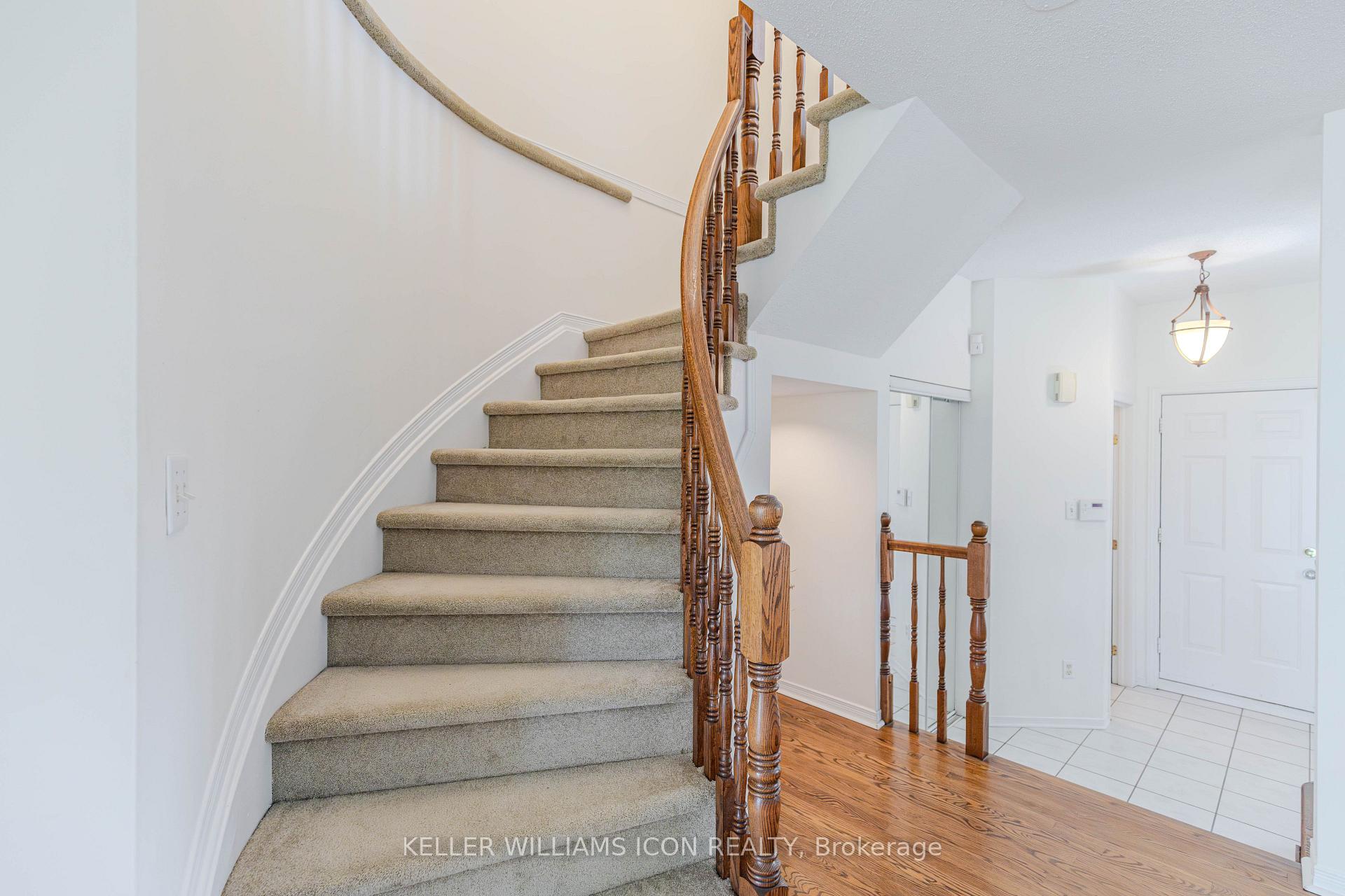 Photo 26 of 50 Malhotra Court, Ottawa, Quinterra — HOMEH
