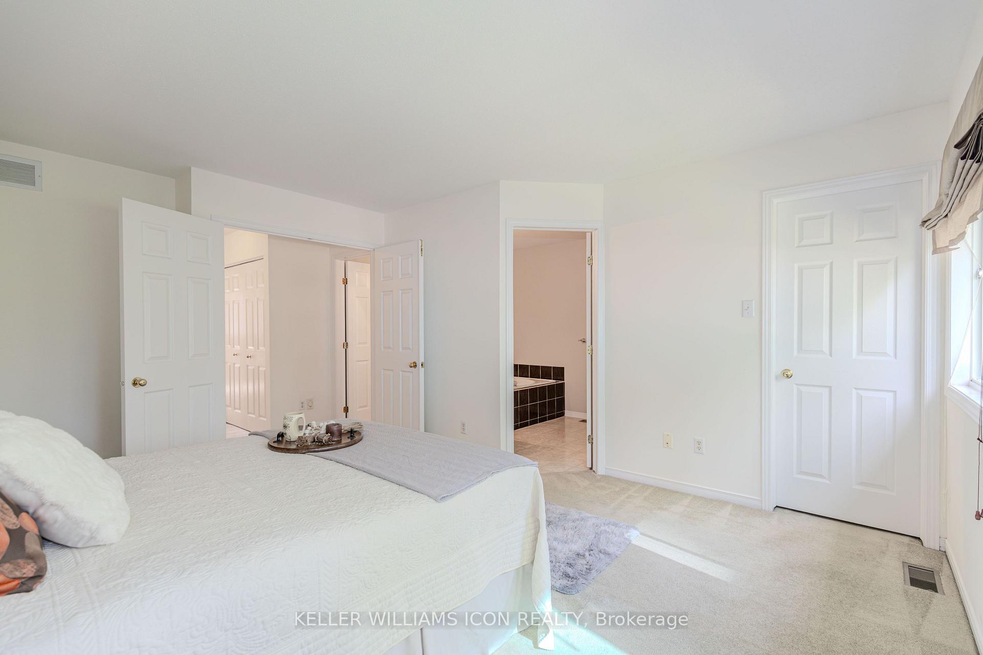 Photo 30 of 50 Malhotra Court, Ottawa, Quinterra — HOMEH