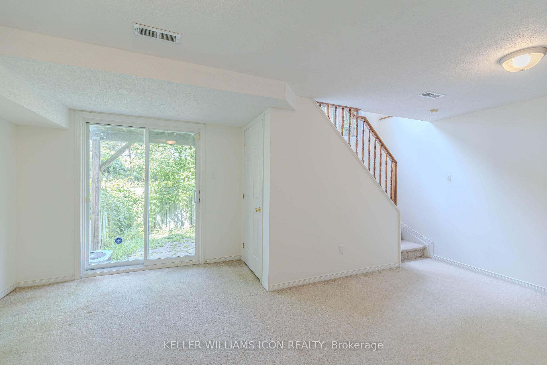 Photo 39 of 50 Malhotra Court, Ottawa, Quinterra — HOMEH