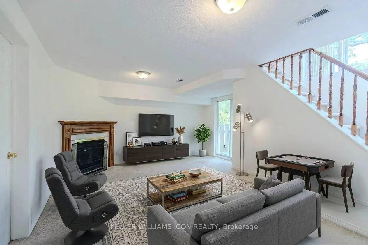 Photo 43 of 50 Malhotra Court, Ottawa, Quinterra — HOMEH