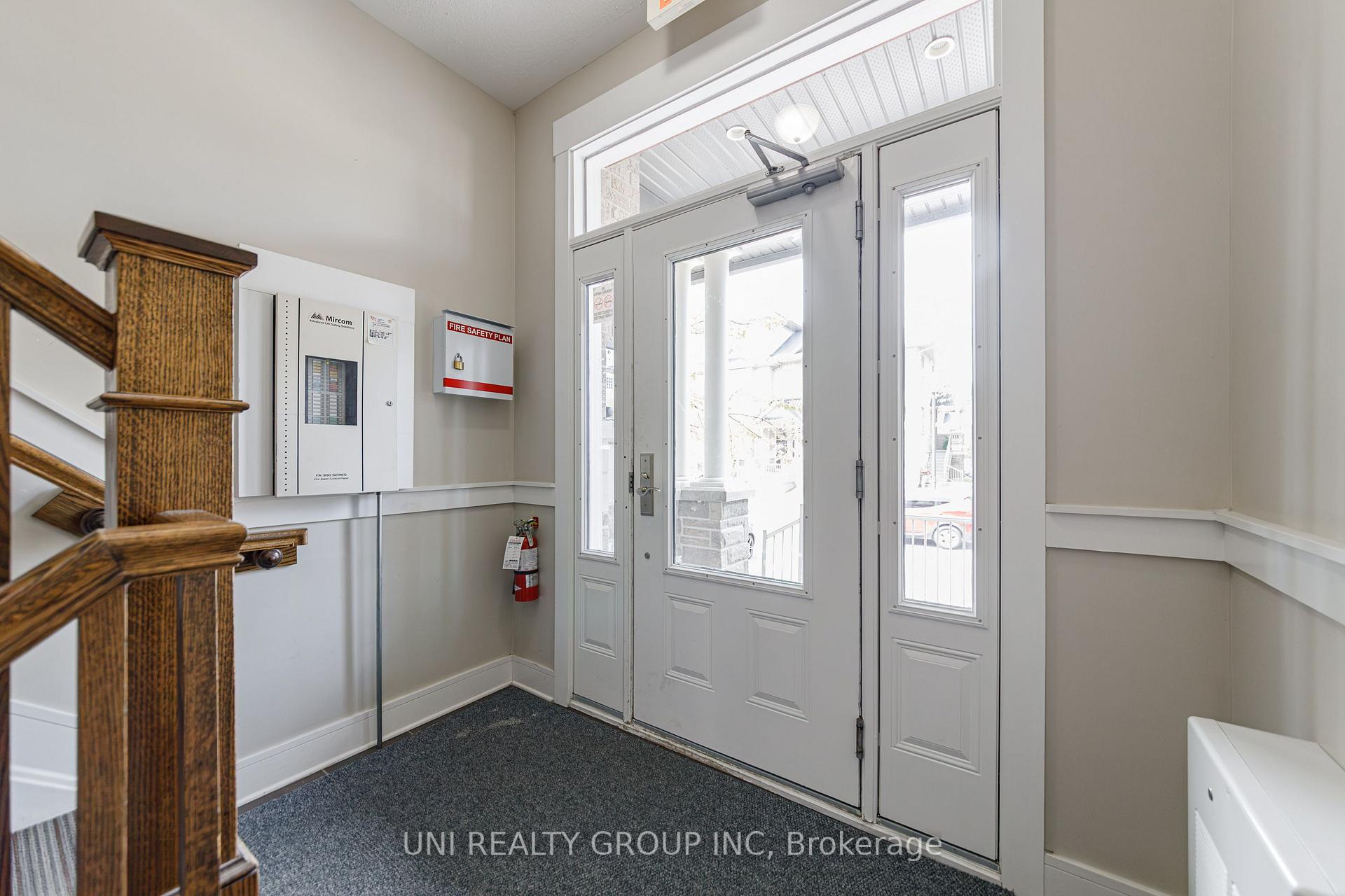 Photo 4 of Unit B, 40 Tayside Private, Ottawa, Barrhaven - Longfields — HOMEH