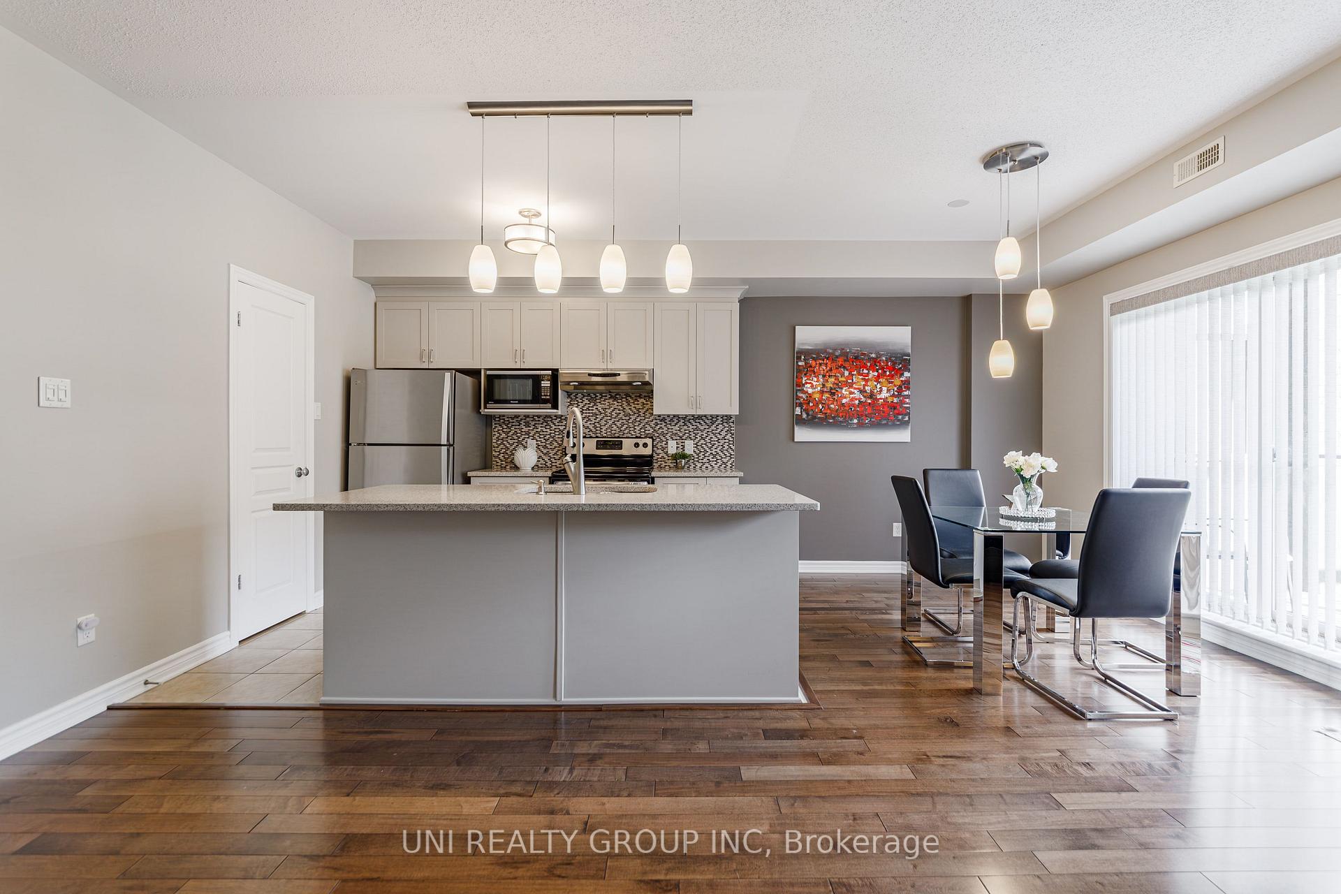Photo 9 of Unit B, 40 Tayside Private, Ottawa, Barrhaven - Longfields — HOMEH