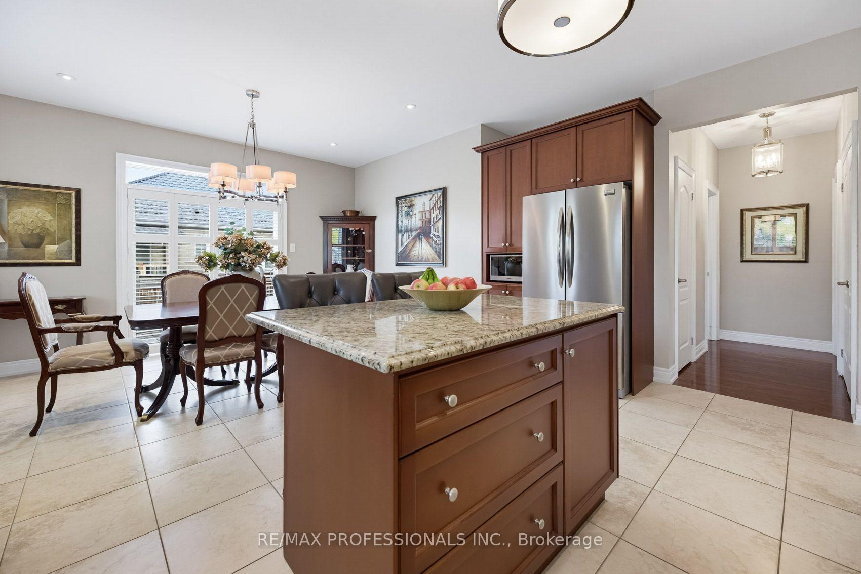 Photo 26 of 120 Insernia Crescent, Vaughan, Vellore Village — HOMEH