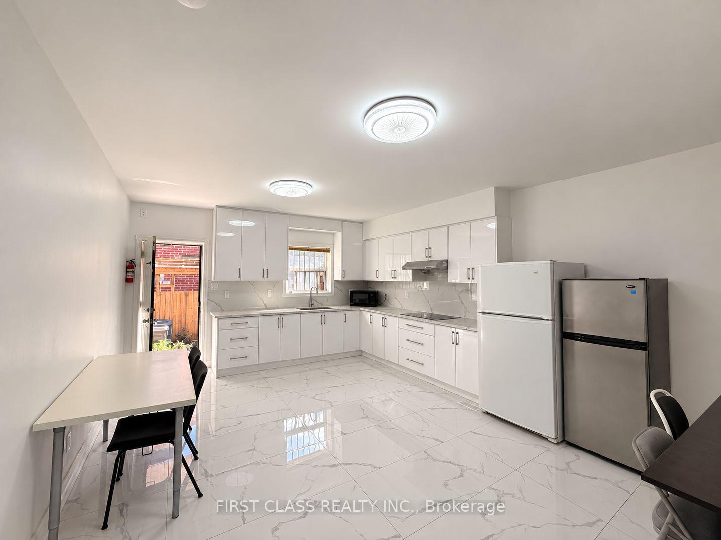 Photo 2 of Unit Lower, 55 Huron Street, Toronto, Kensington-Chinatown — HOMEH