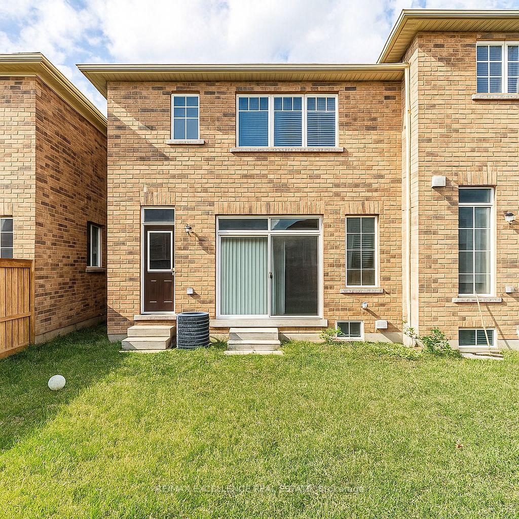 Photo 17 of 37 Dufay Road, Brampton, Northwest Brampton — HOMEH