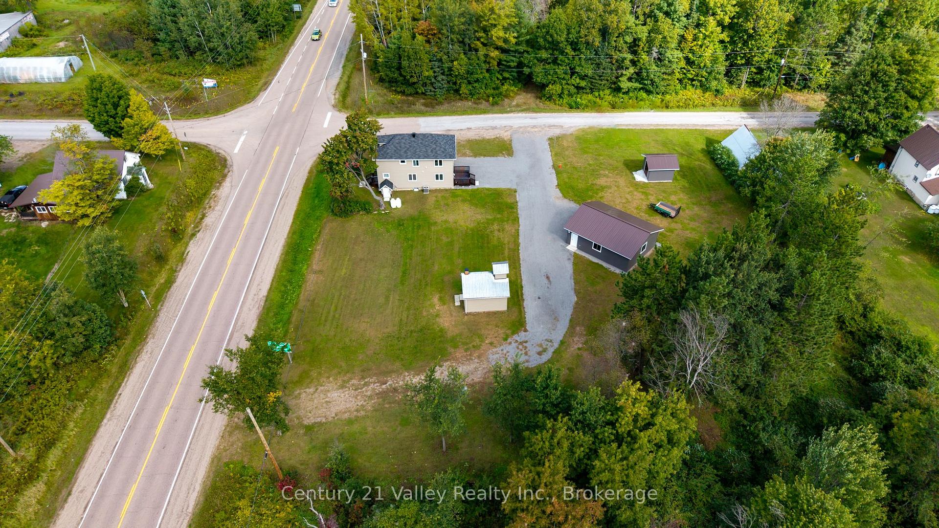 Photo 15 of 387 Sell Road, North Algona Wilberforce, North Algona/Wilberforce Twp — HOMEH