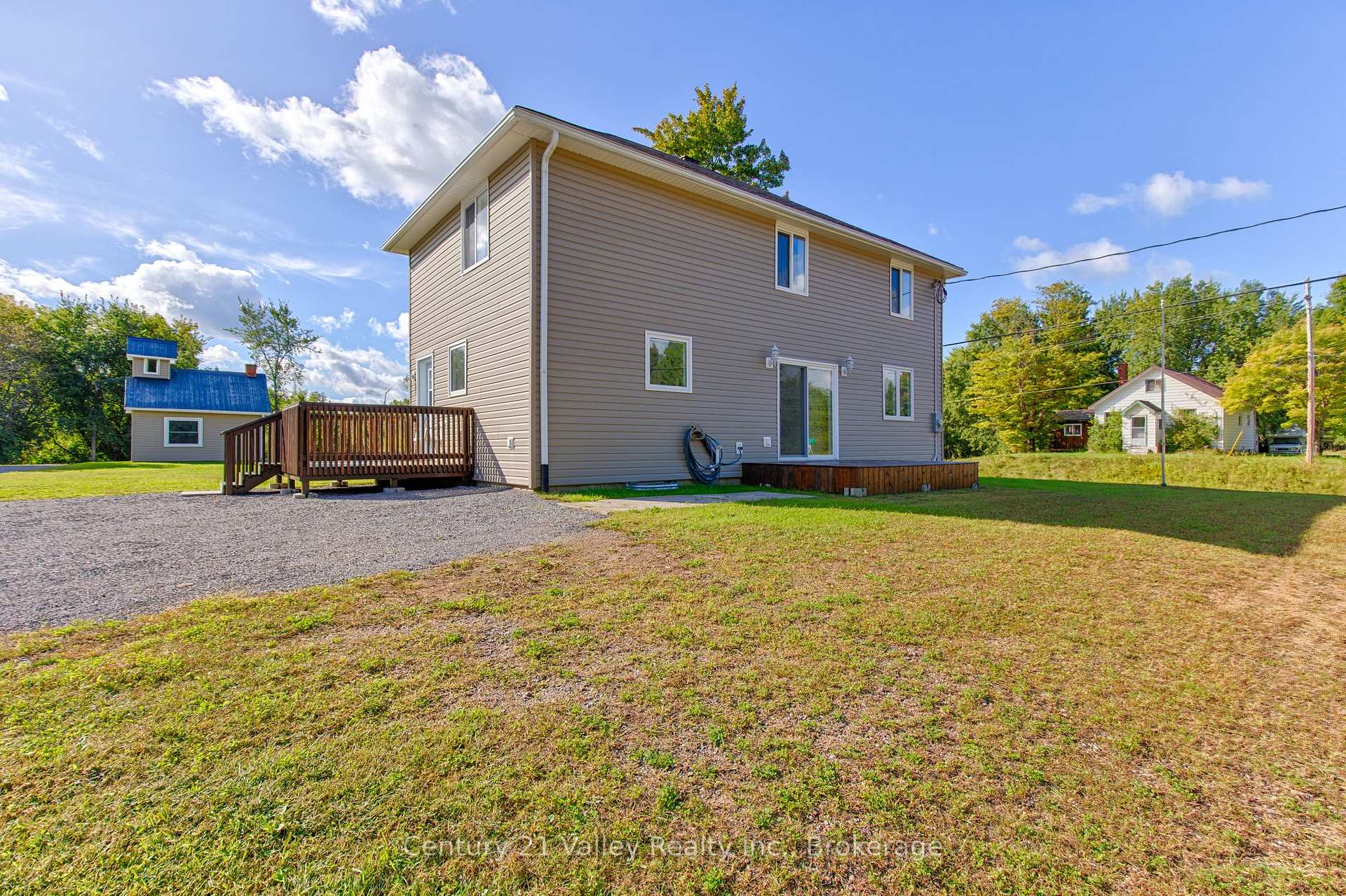 Photo 19 of 387 Sell Road, North Algona Wilberforce, North Algona/Wilberforce Twp — HOMEH