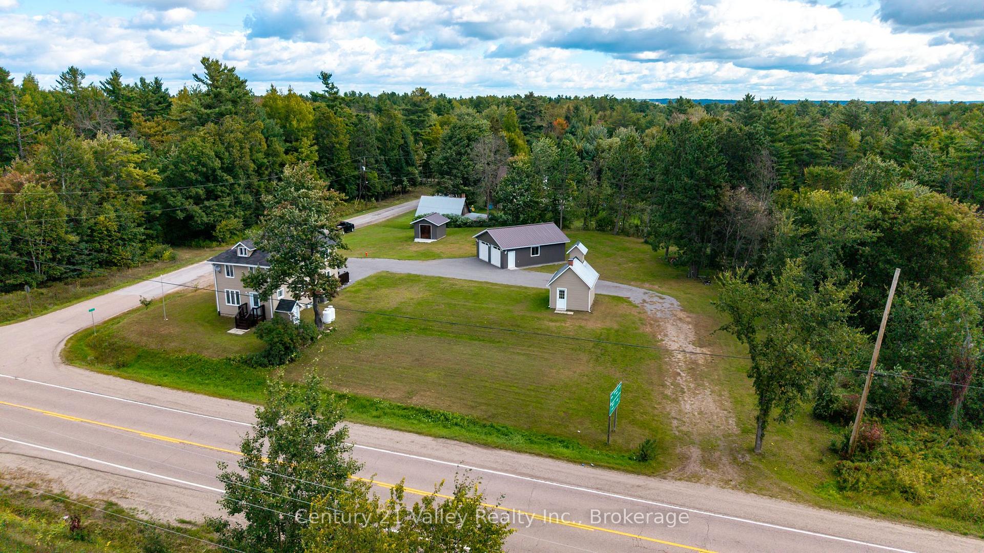 Photo 21 of 387 Sell Road, North Algona Wilberforce, North Algona/Wilberforce Twp — HOMEH