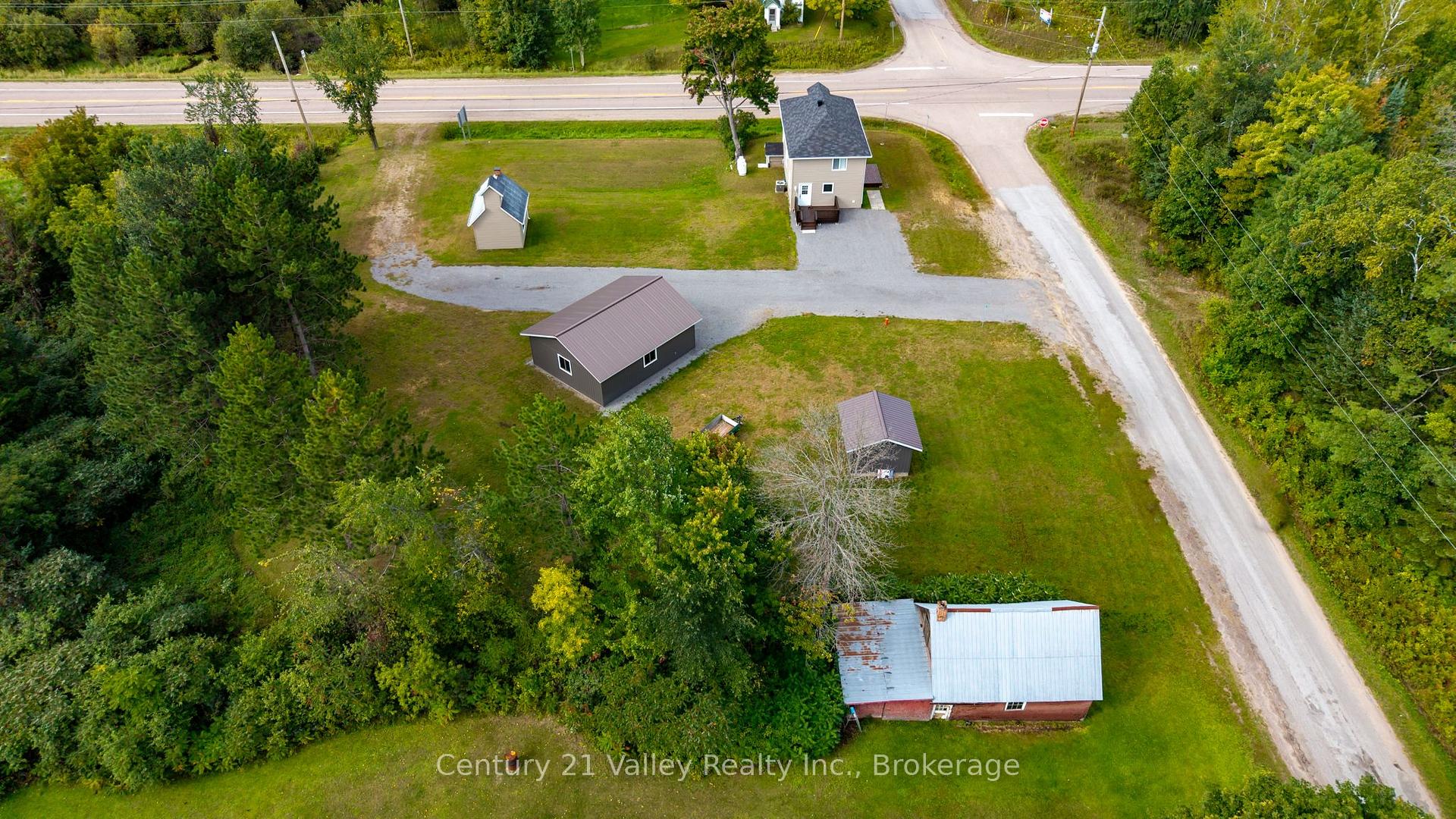 Photo 22 of 387 Sell Road, North Algona Wilberforce, North Algona/Wilberforce Twp — HOMEH