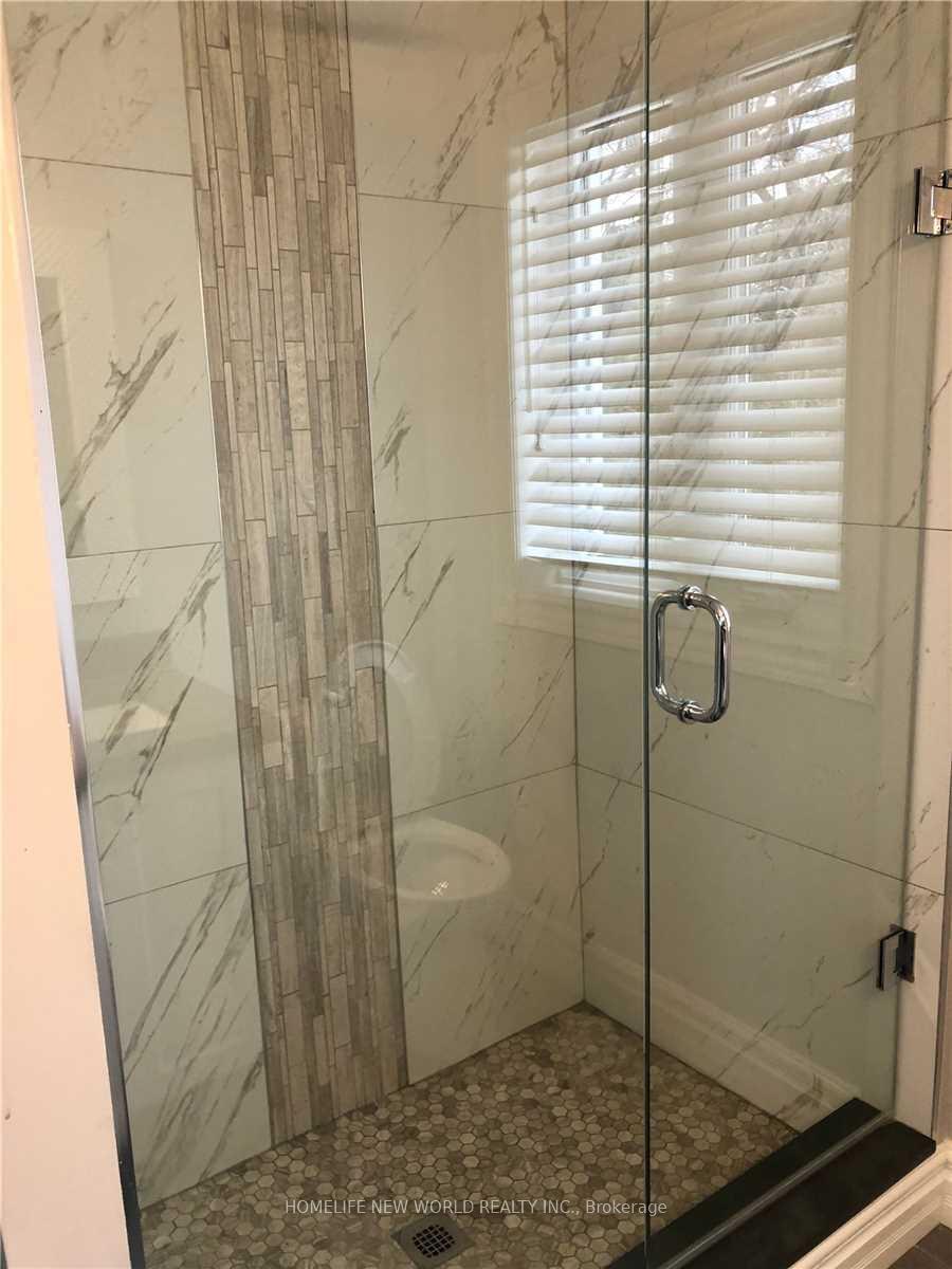 Photo 10 of Unit (main level), 242 Alsace Road, Richmond Hill, Crosby — HOMEH