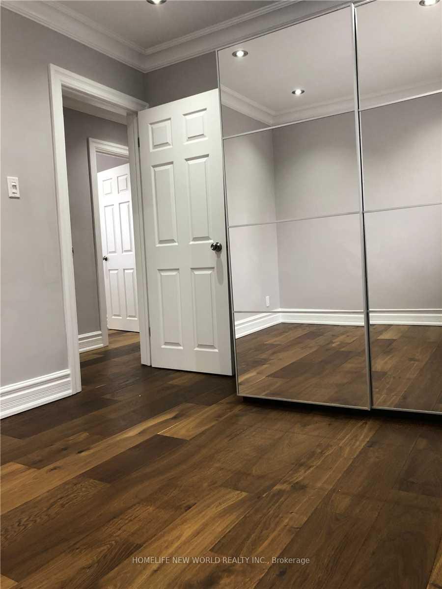 Photo 11 of Unit (main level), 242 Alsace Road, Richmond Hill, Crosby — HOMEH