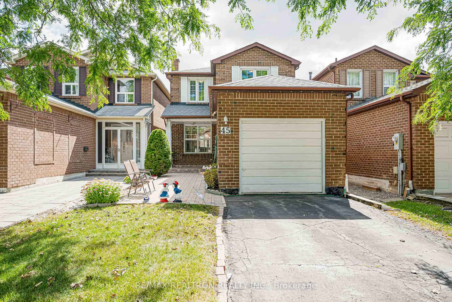 Photo 3 of 45 Frank Rivers Drive, Scarborough, Steeles — HOMEH