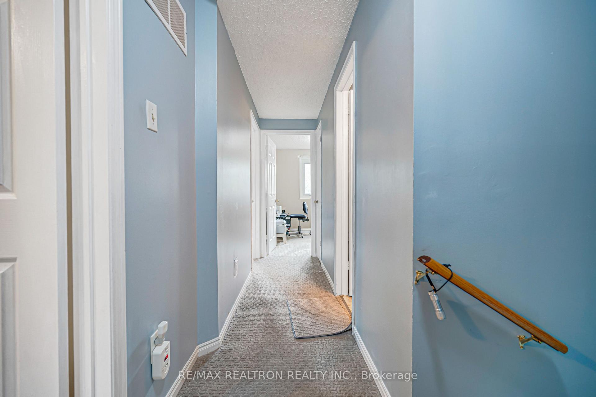 Photo 28 of 45 Frank Rivers Drive, Scarborough, Steeles — HOMEH