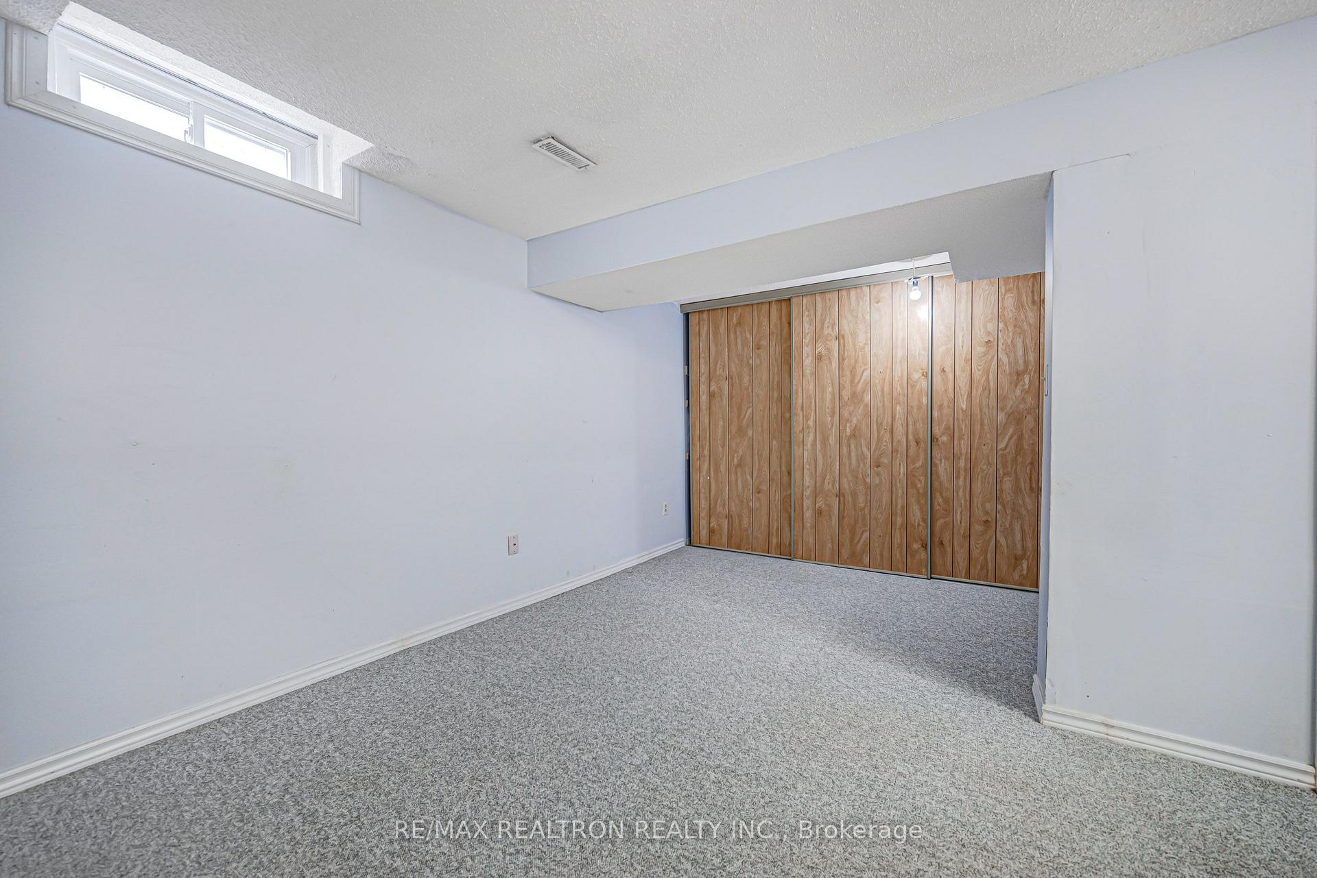 Photo 36 of 45 Frank Rivers Drive, Scarborough, Steeles — HOMEH