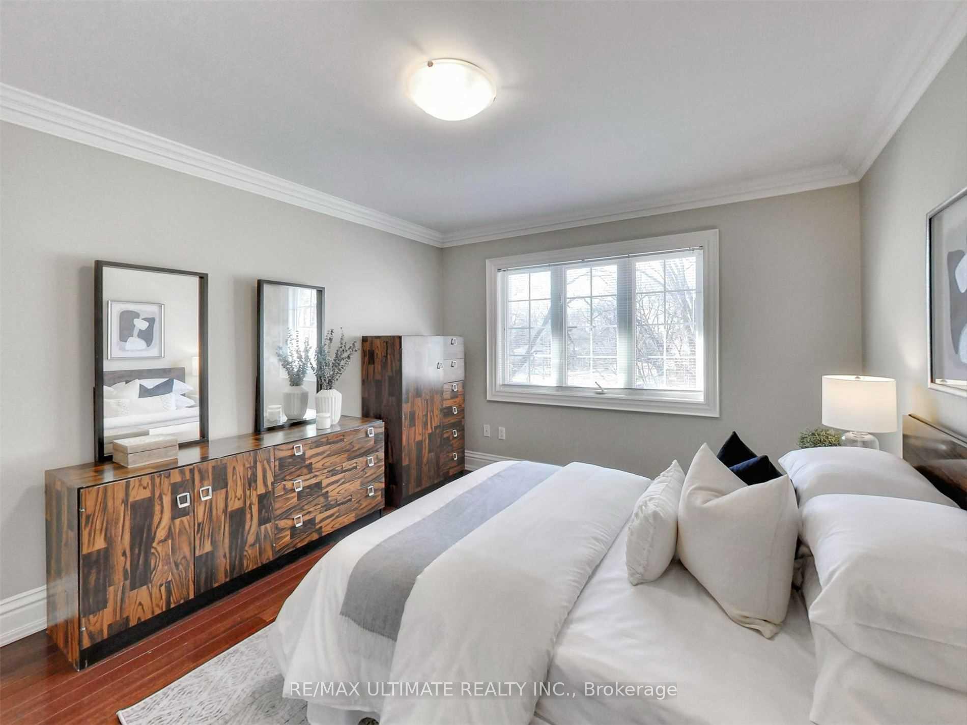 Photo 2 of Unit 2, 40 Harrow Drive, North York, Brookhaven-Amesbury — HOMEH