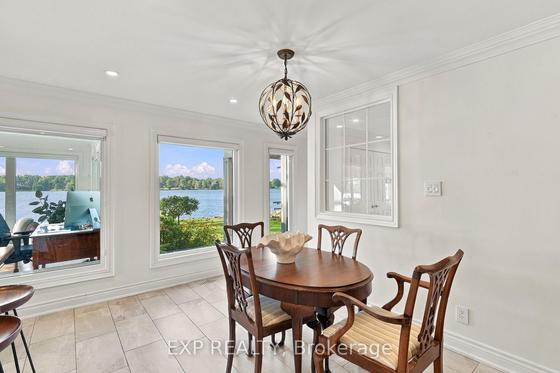 Photo 10 of 3 Willowbank Avenue, Richmond Hill, Oak Ridges Lake Wilcox — HOMEH