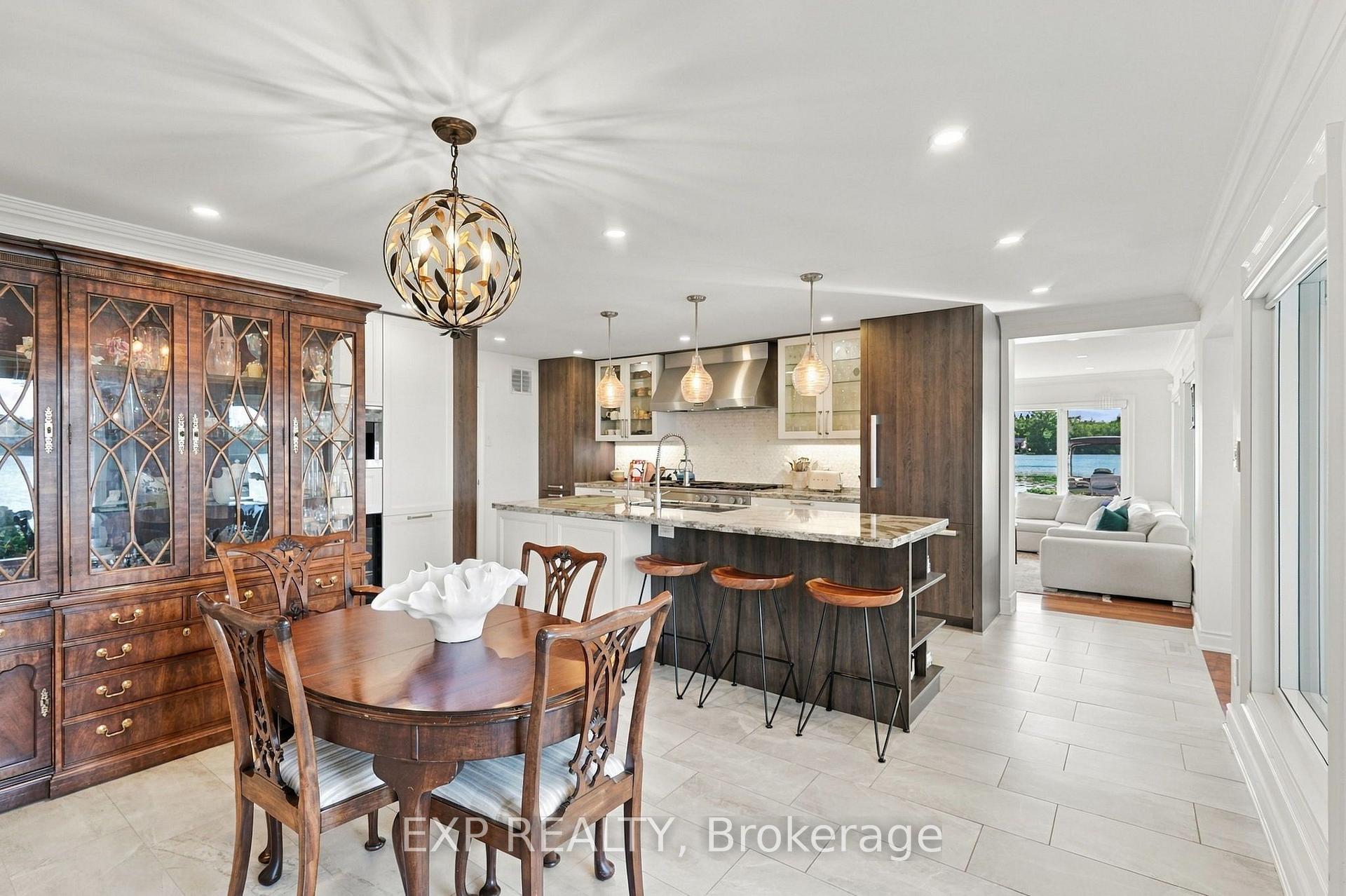 Photo 11 of 3 Willowbank Avenue, Richmond Hill, Oak Ridges Lake Wilcox — HOMEH
