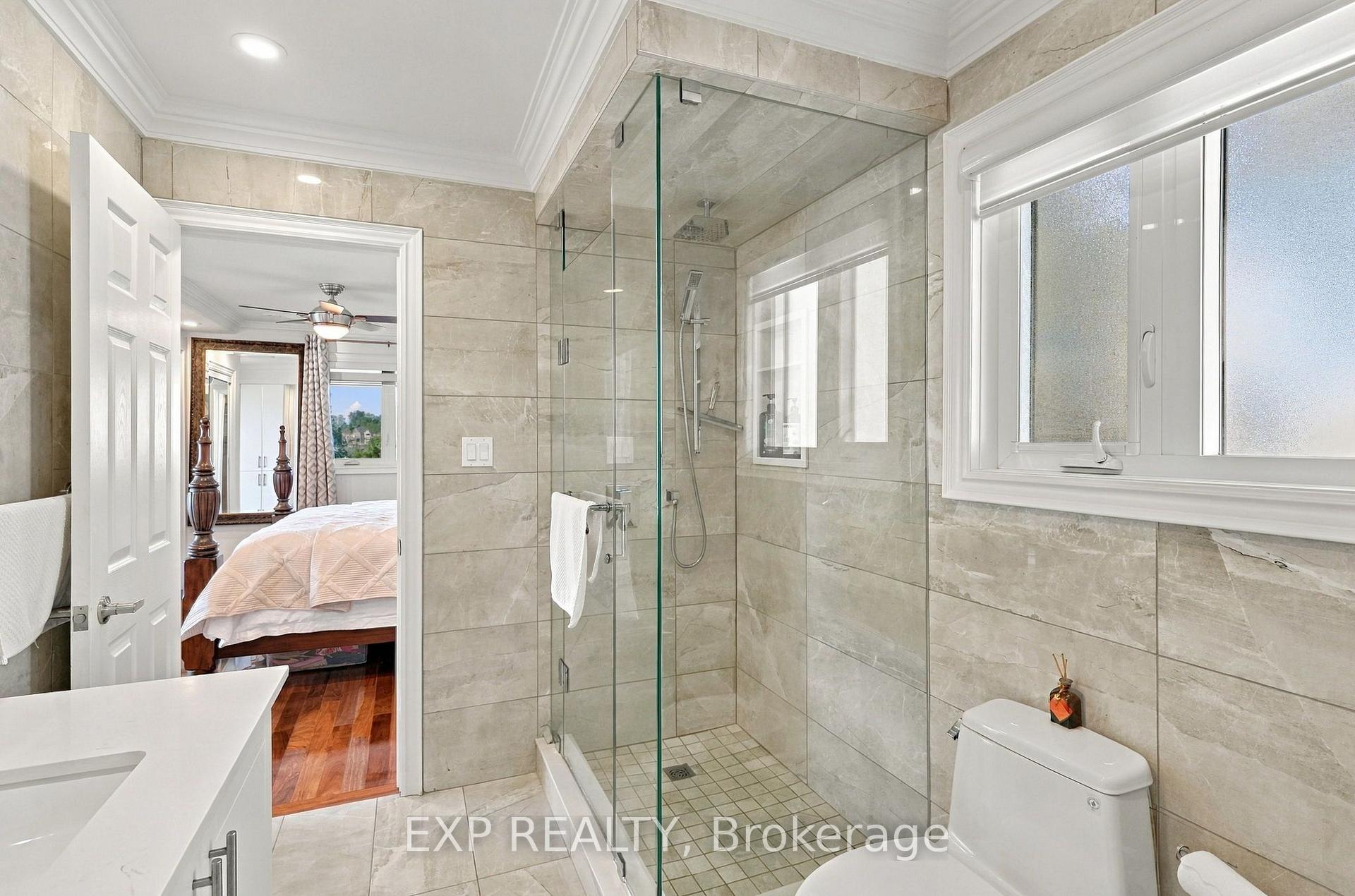 Photo 32 of 3 Willowbank Avenue, Richmond Hill, Oak Ridges Lake Wilcox — HOMEH