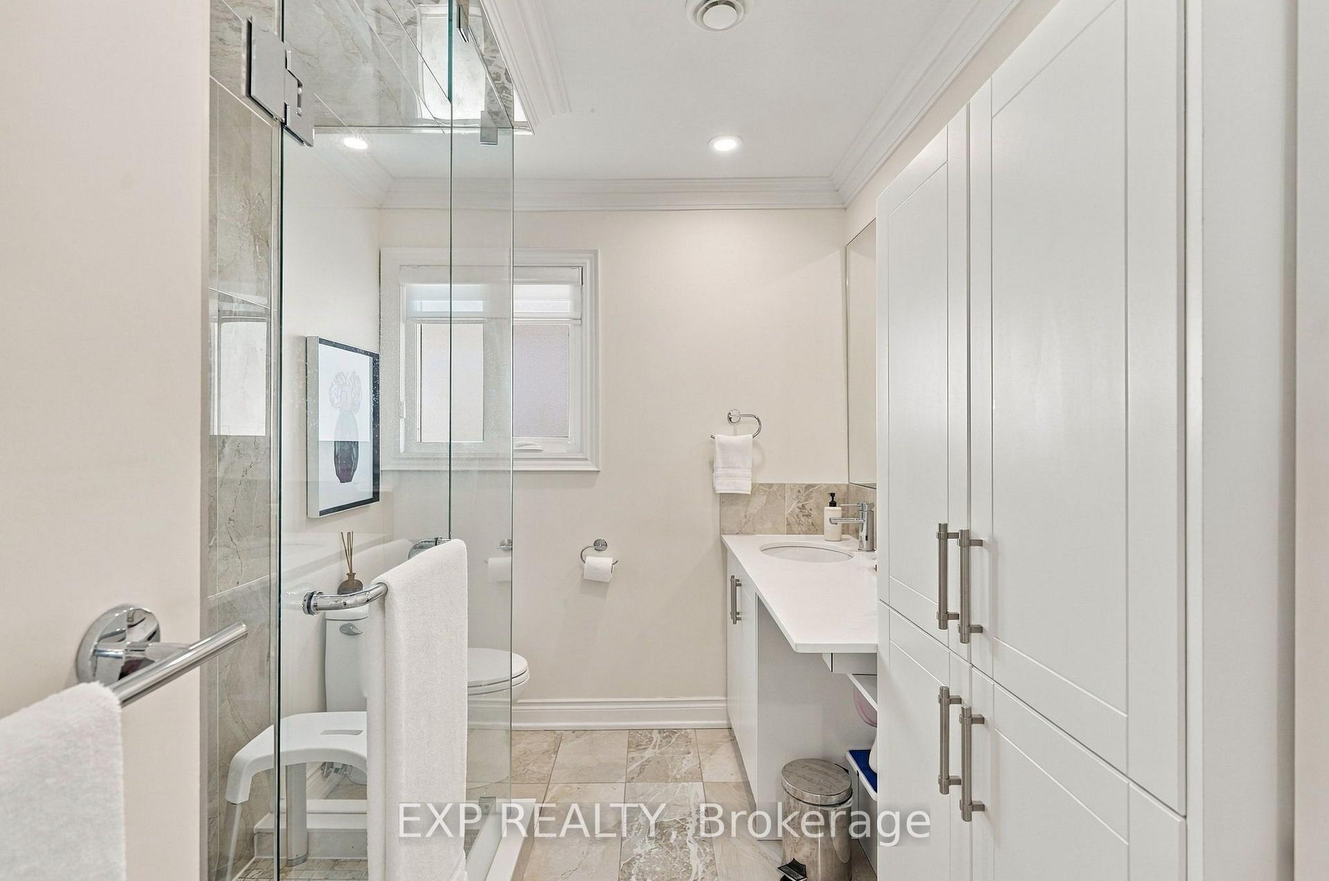 Photo 37 of 3 Willowbank Avenue, Richmond Hill, Oak Ridges Lake Wilcox — HOMEH