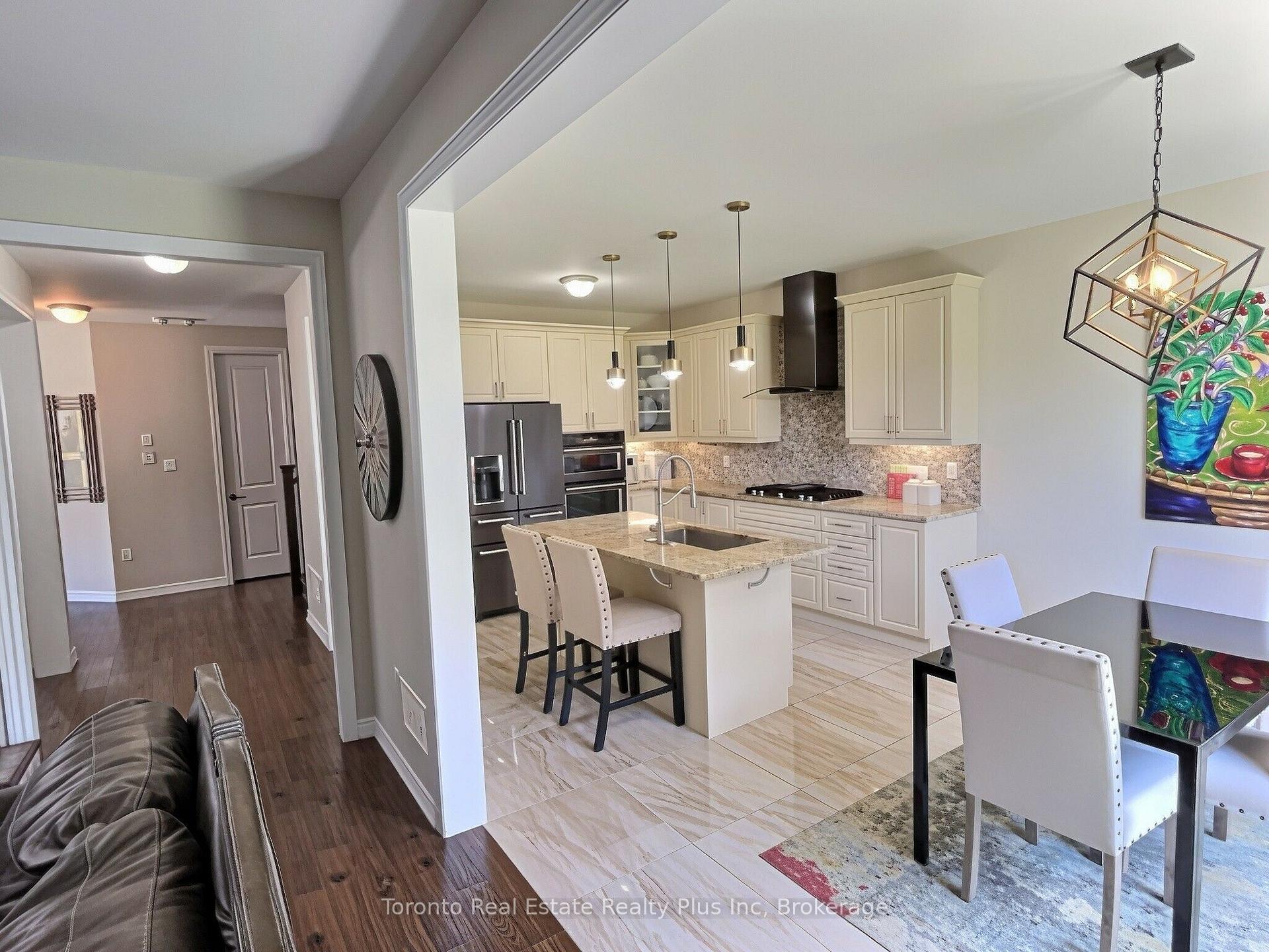 Photo 19 of 214 Eighth Avenue, New Tecumseth, Alliston — HOMEH