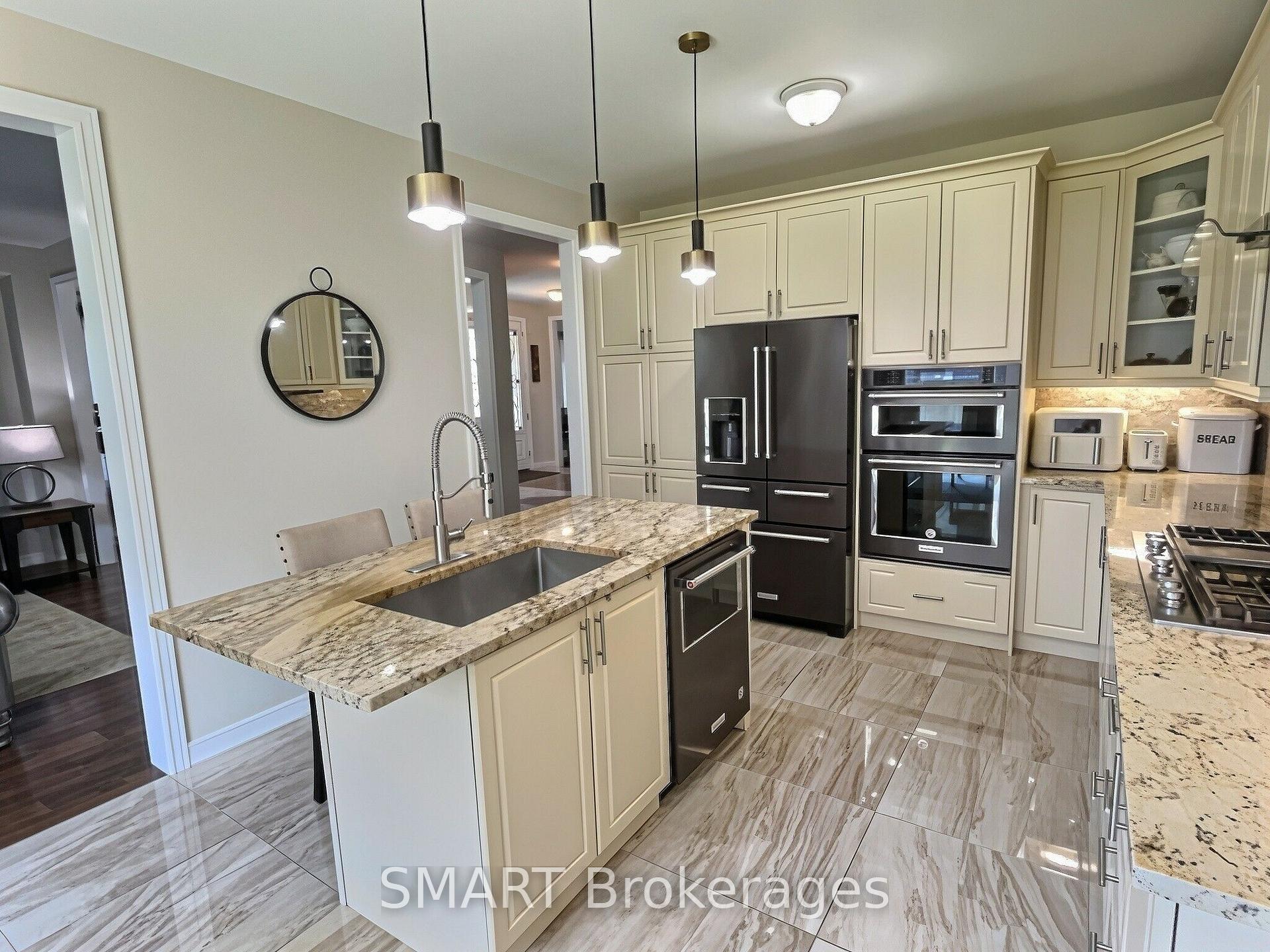 Photo 20 of 214 Eighth Avenue, New Tecumseth, Alliston — HOMEH