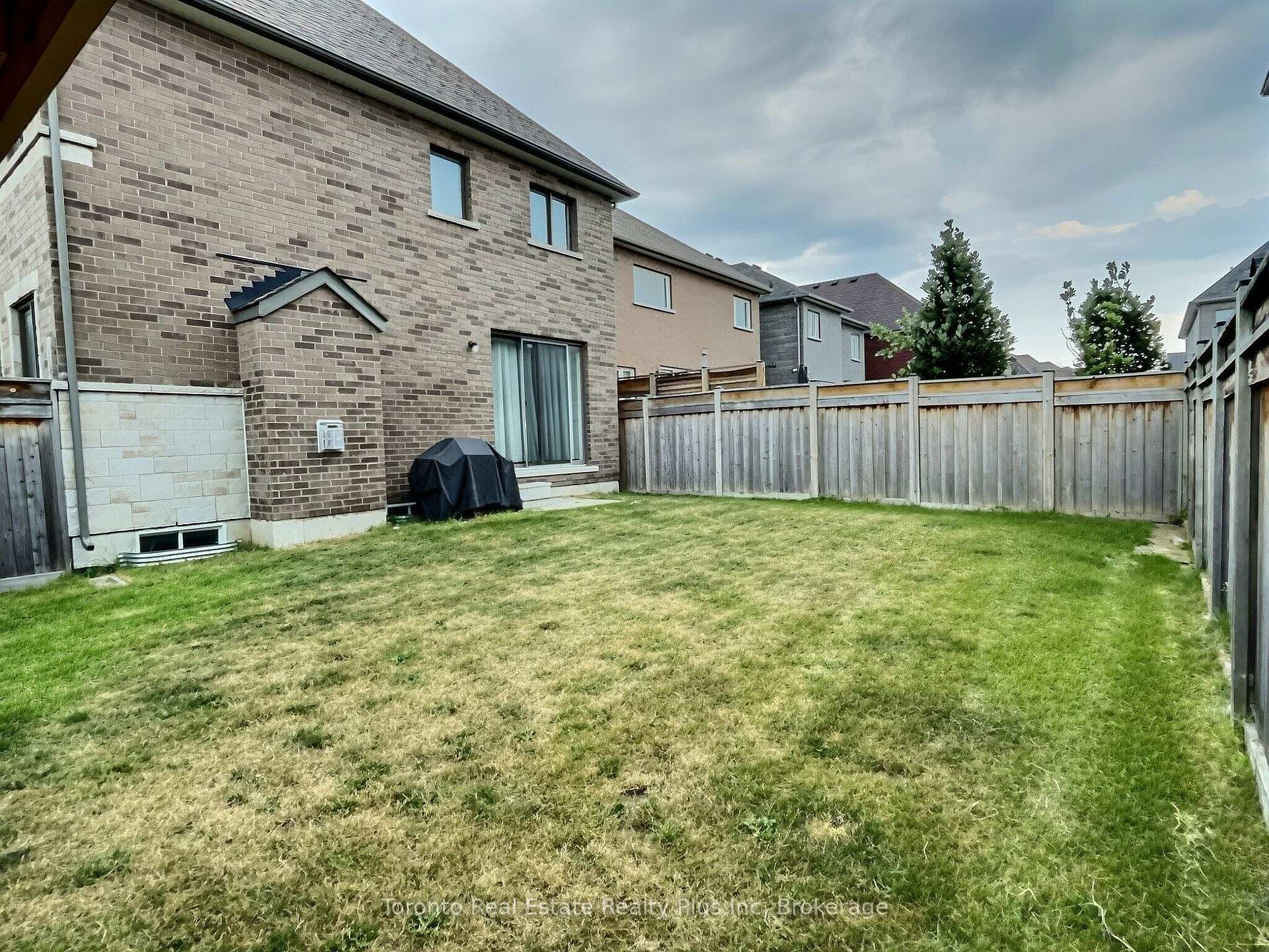 Photo 45 of 214 Eighth Avenue, New Tecumseth, Alliston — HOMEH