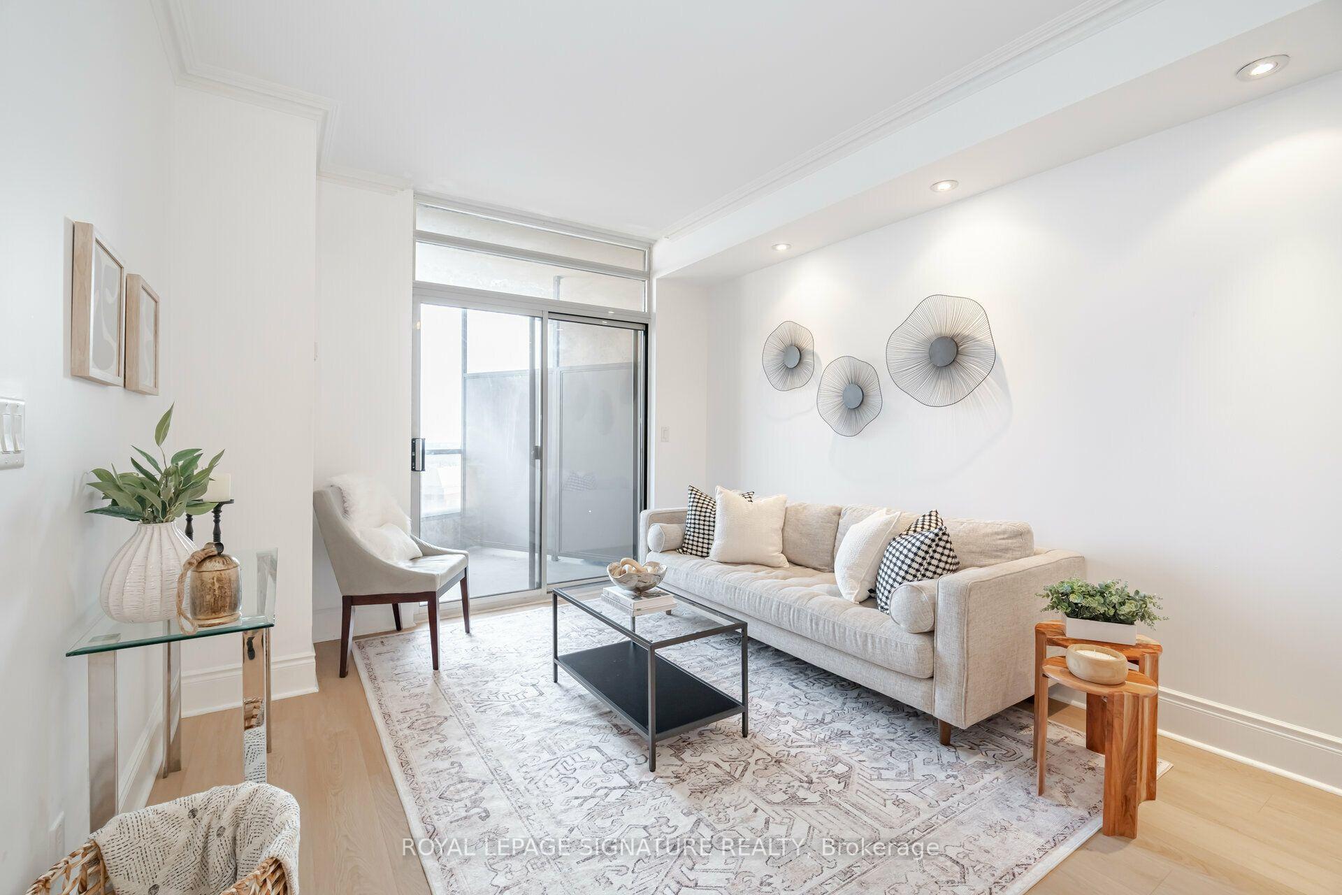 Front of Unit 3028, 3888 Duke Of York Boulevard