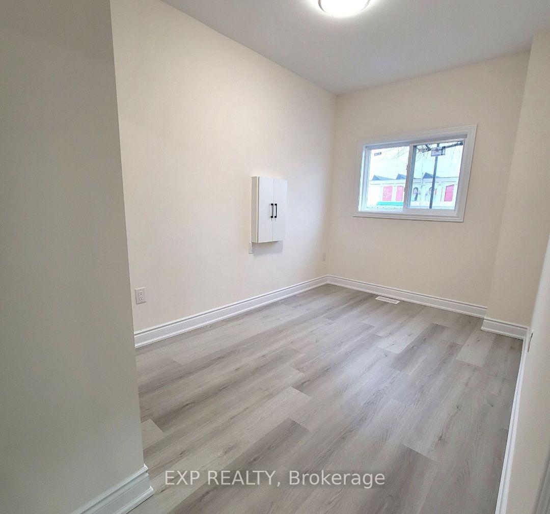Photo 2 of 69 Vine Street, St. Catharines, E. Chester — HOMEH