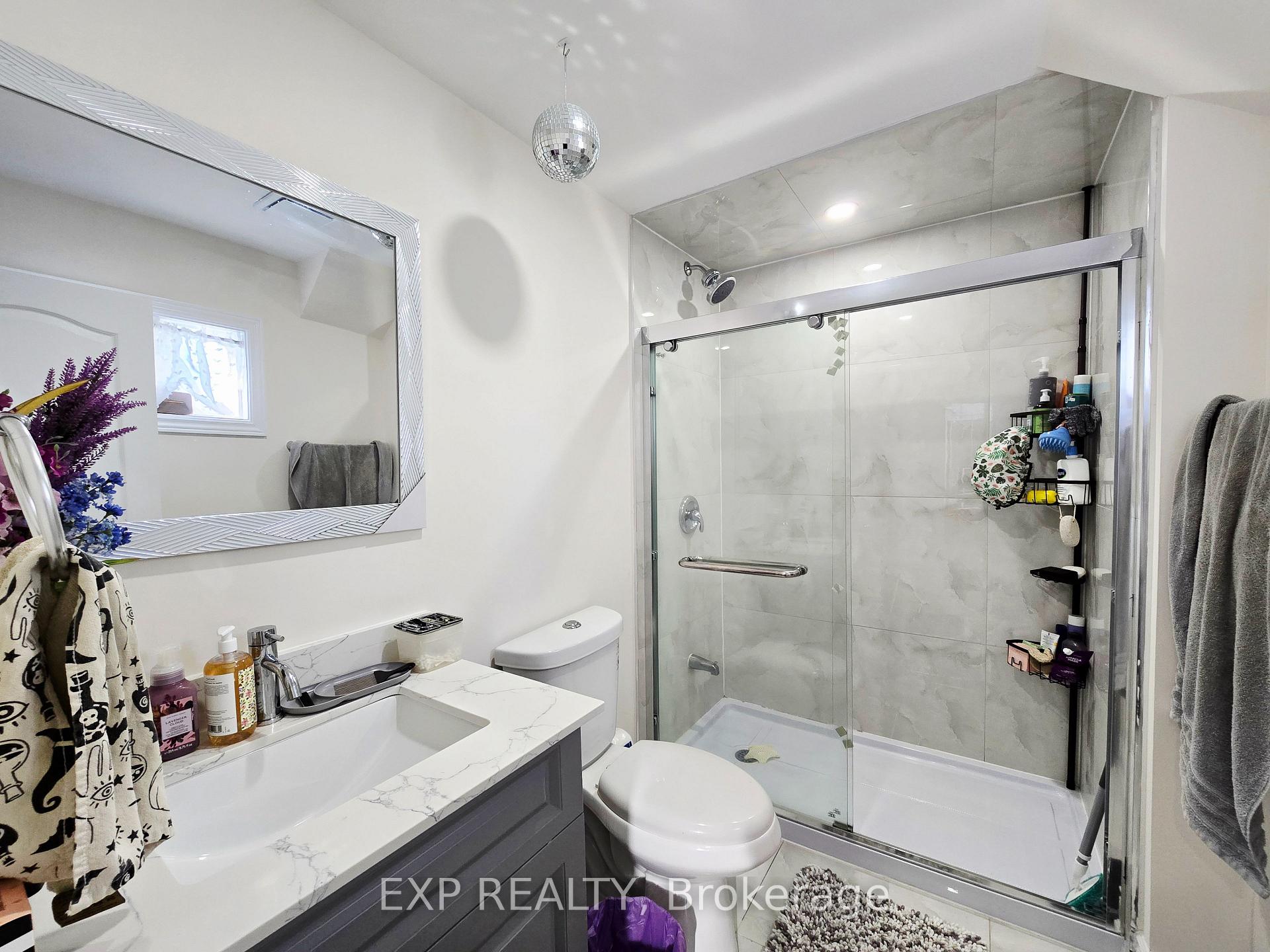 Photo 5 of 69 Vine Street, St. Catharines, E. Chester — HOMEH